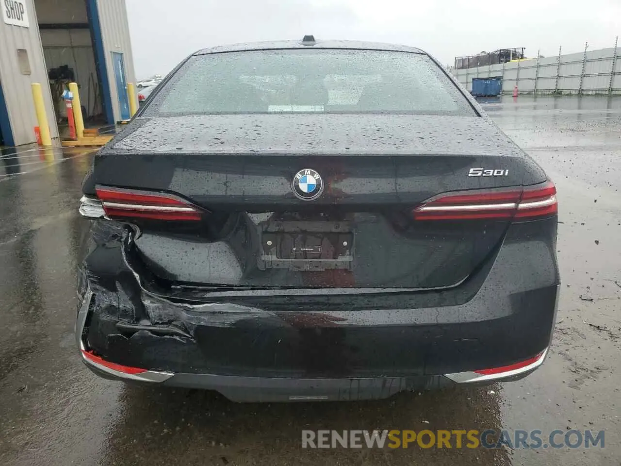 6 fotografías del automóvil dañado WBA43FJ06RCR67554 BMW 5 SERIES 2024