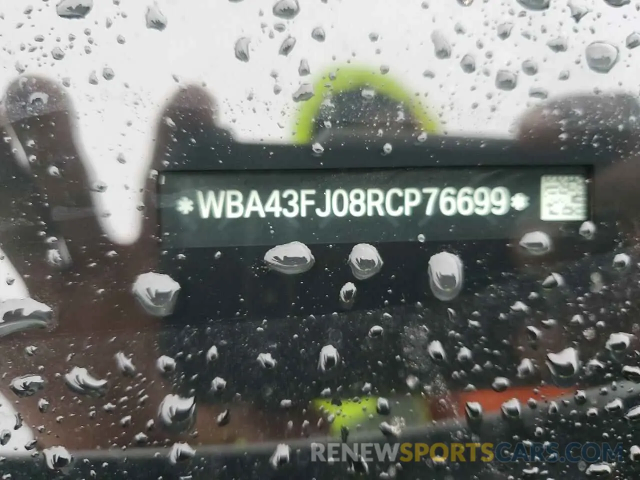 14 fotografías del automóvil dañado WBA43FJ08RCP76699 BMW 5 SERIES 2024