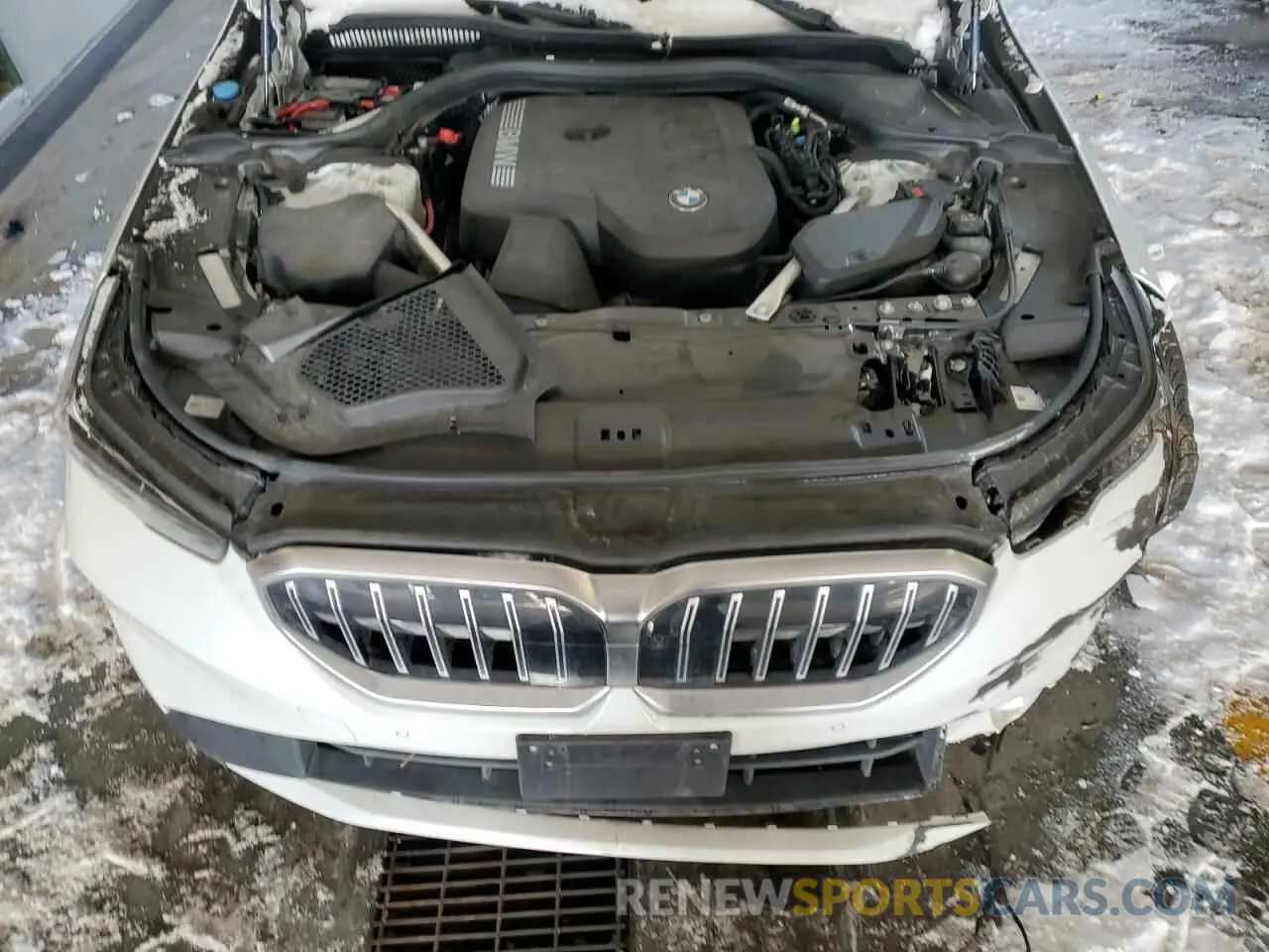 11 fotografías del automóvil dañado WBA43FJ08RCS37855 BMW 5 SERIES 2024