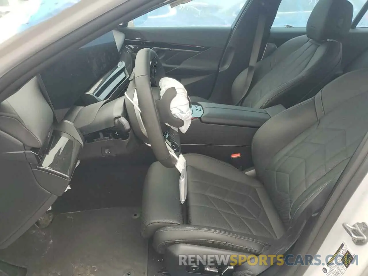 7 fotografías del automóvil dañado WBA43FJ08RCS37855 BMW 5 SERIES 2024