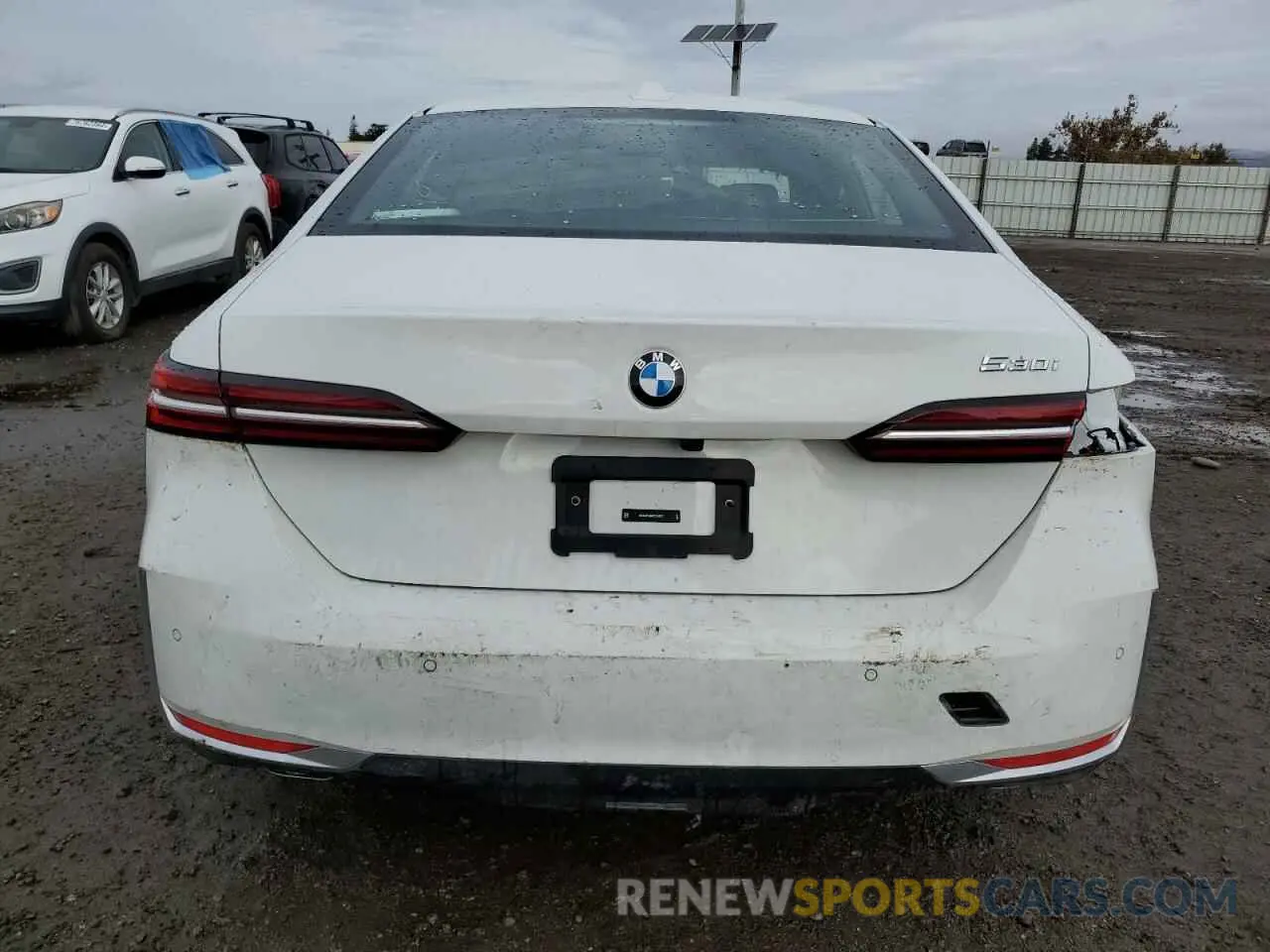 6 fotografías del automóvil dañado WBA43FJ0XRCS14707 BMW 5 SERIES 2024