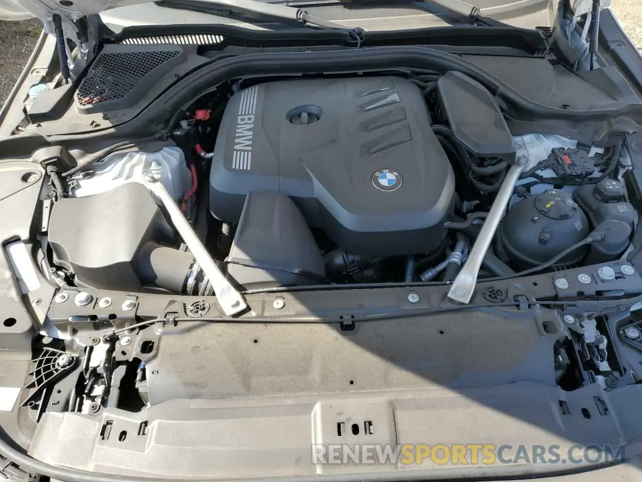 11 fotografías del automóvil dañado WBA53FJ00RCP20115 BMW 5 SERIES 2024