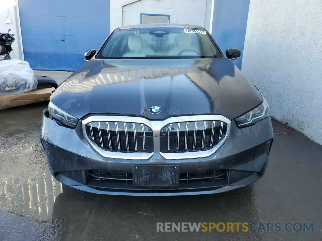 5 fotografías del automóvil dañado WBA53FJ00RCR03739 BMW 5 SERIES 2024