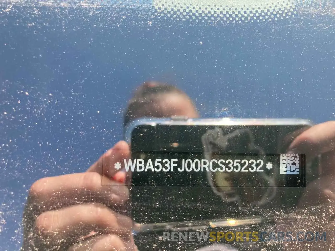 12 fotografías del automóvil dañado WBA53FJ00RCS35232 BMW 5 SERIES 2024