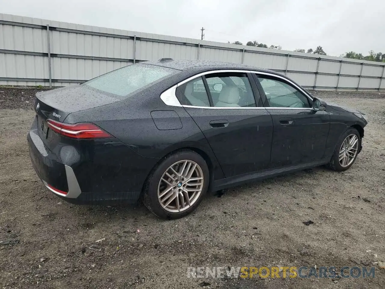 3 fotografías del automóvil dañado WBA53FJ01RCP86088 BMW 5 SERIES 2024
