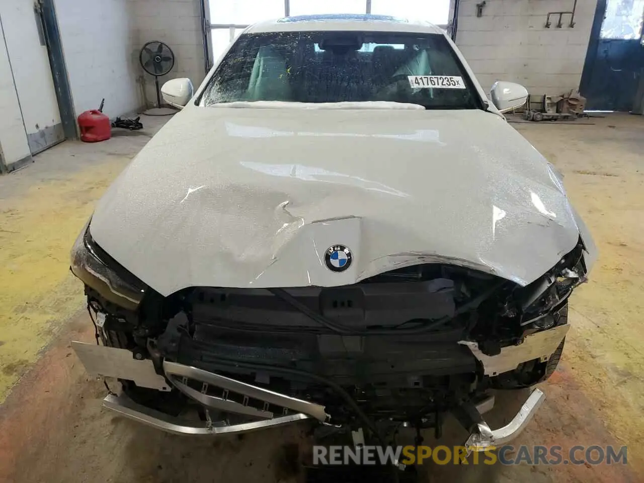 5 fotografías del automóvil dañado WBA53FJ02RCR63733 BMW 5 SERIES 2024