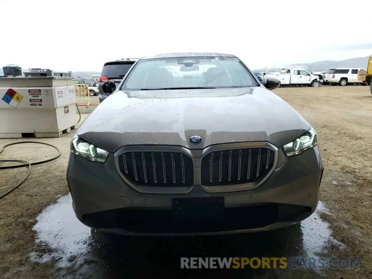 5 fotografías del automóvil dañado WBA53FJ02RCS02524 BMW 5 SERIES 2024