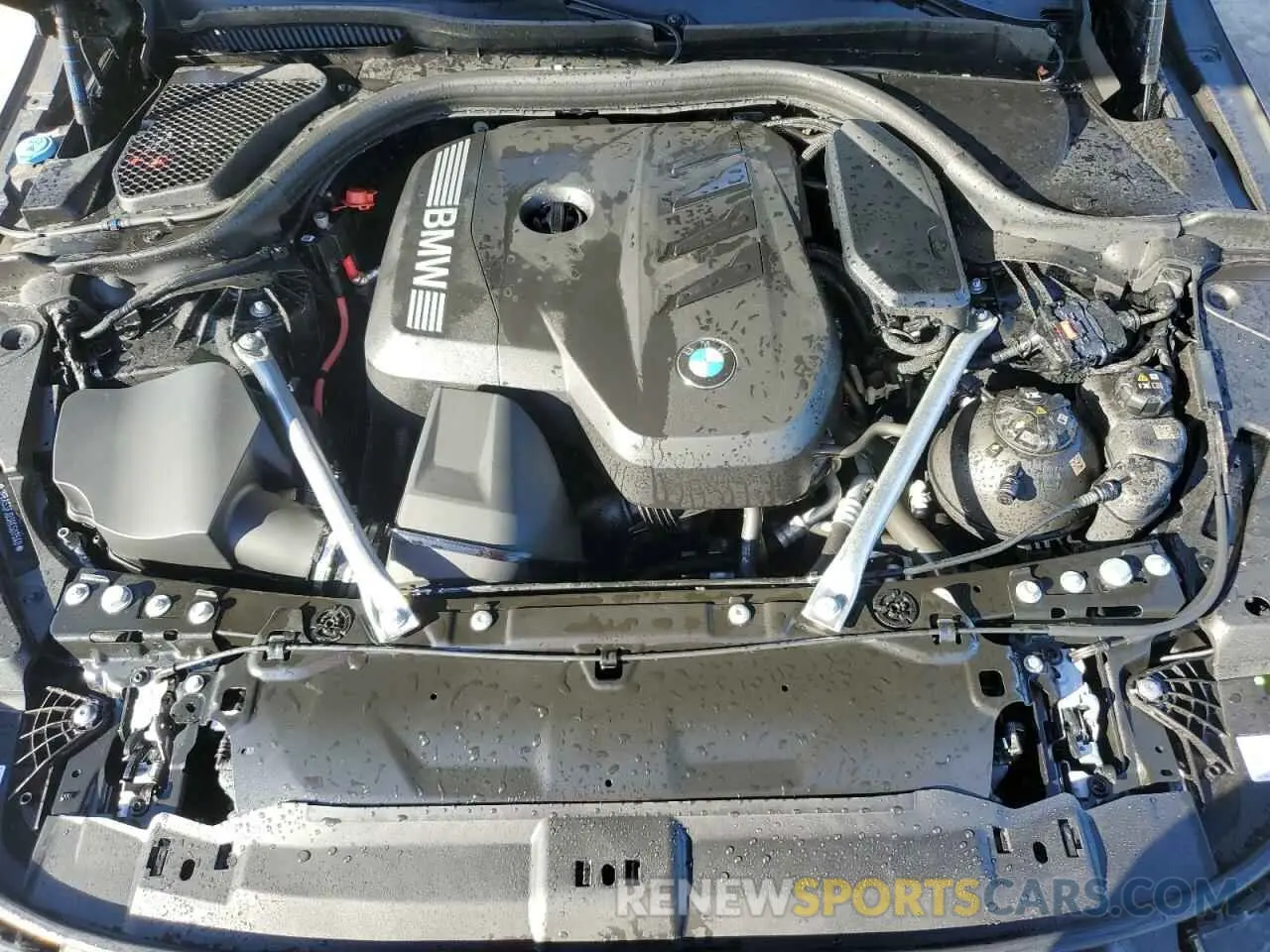 11 fotografías del automóvil dañado WBA53FJ03RCS07540 BMW 5 SERIES 2024