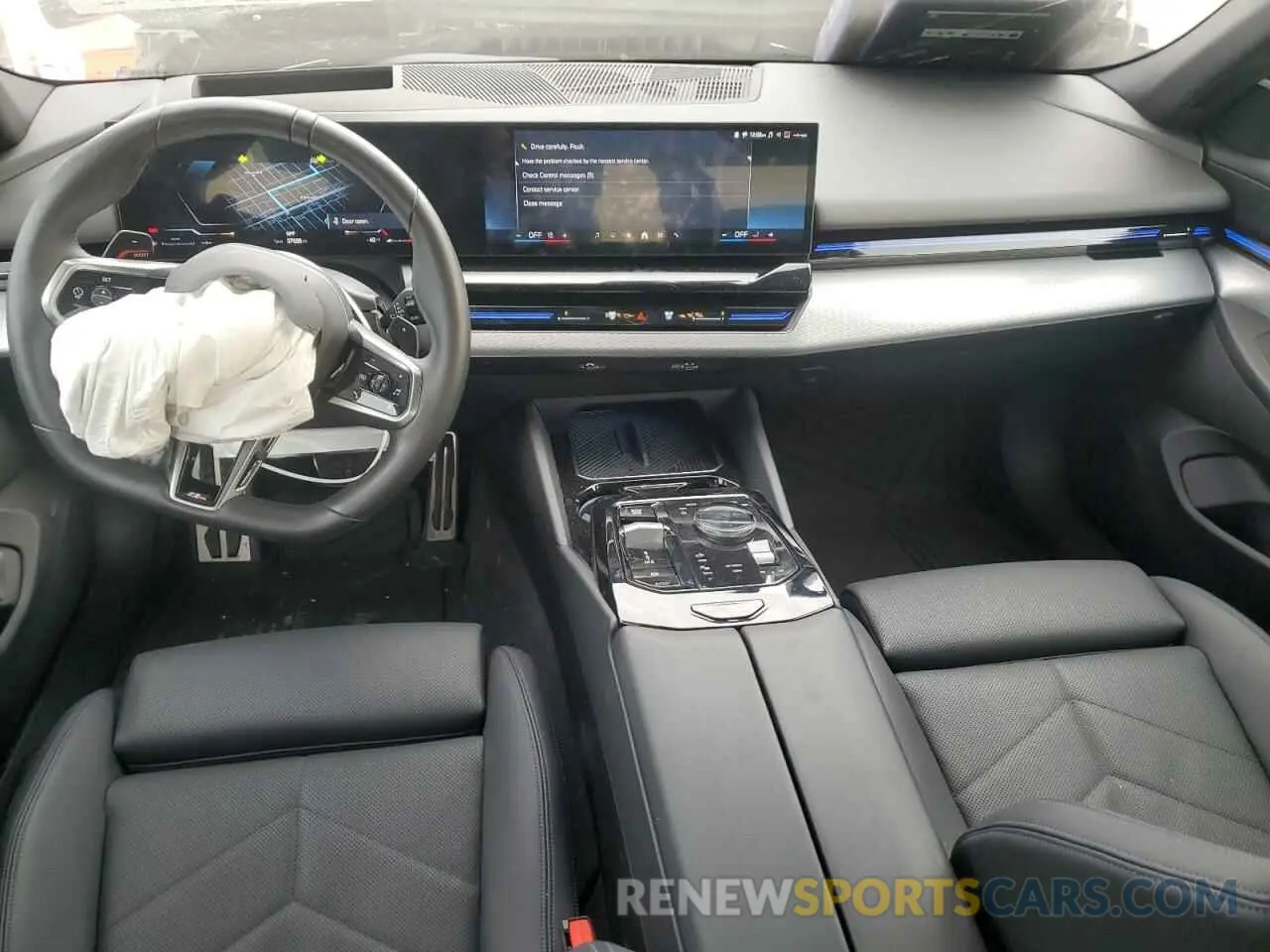 8 fotografías del automóvil dañado WBA53FJ07RCP74205 BMW 5 SERIES 2024