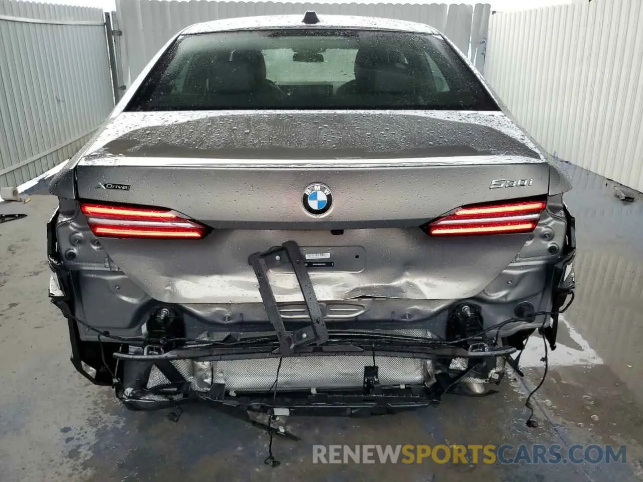 6 fotografías del automóvil dañado WBA53FJ08RCP82457 BMW 5 SERIES 2024