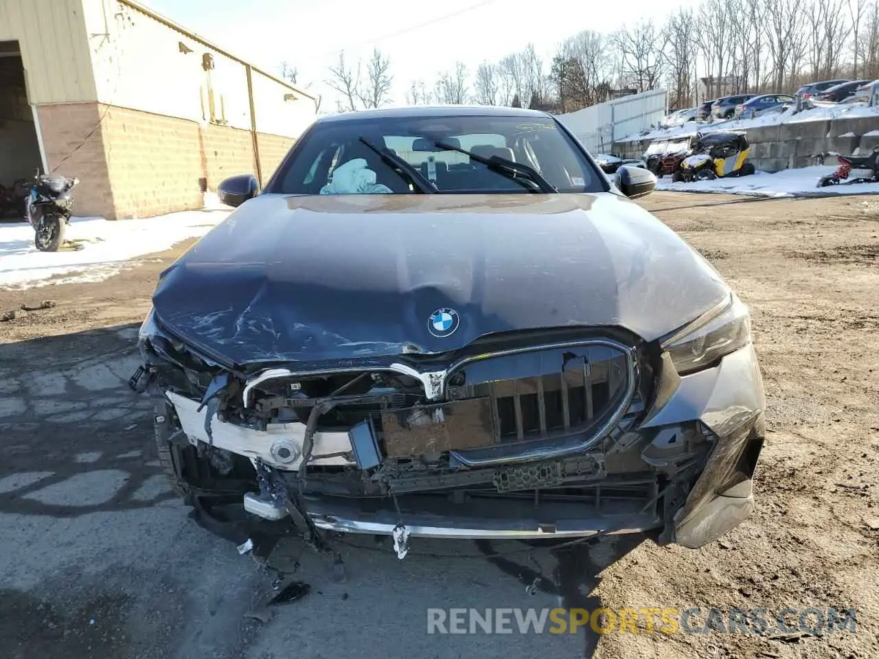 5 fotografías del automóvil dañado WBA53FJ09RCR06638 BMW 5 SERIES 2024