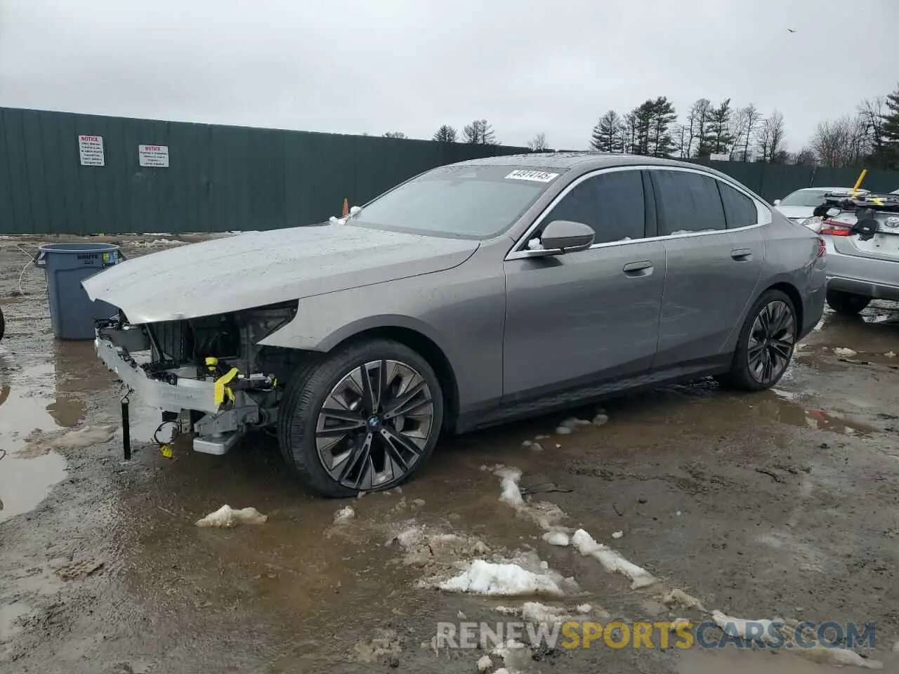 1 fotografías del automóvil dañado WBA53FJ09RCR59579 BMW 5 SERIES 2024