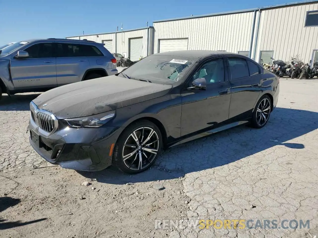 1 fotografías del automóvil dañado WBA63FJ00RCS64587 BMW 5 SERIES 2024