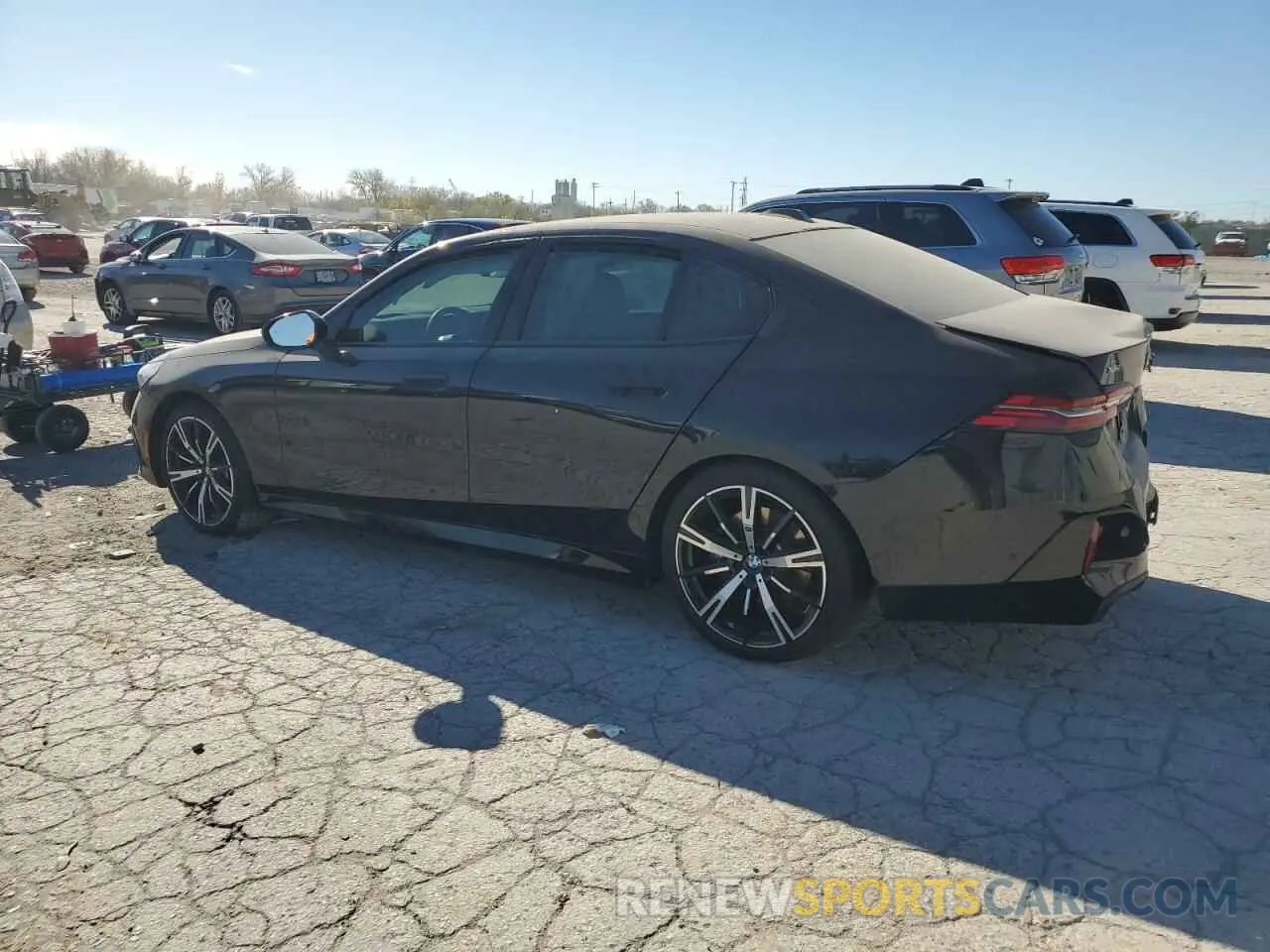 2 fotografías del automóvil dañado WBA63FJ00RCS64587 BMW 5 SERIES 2024