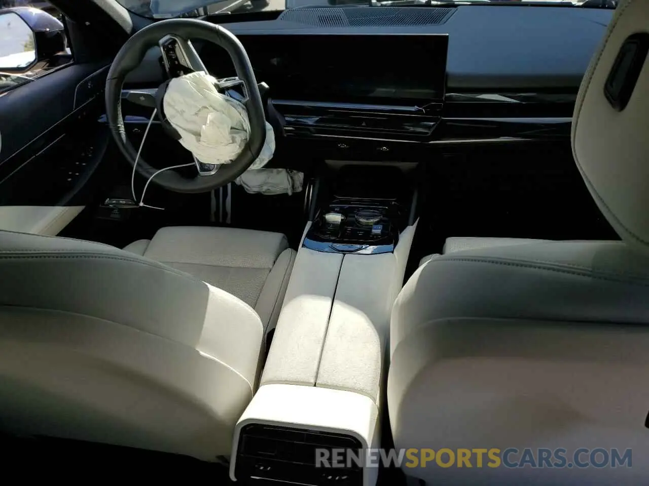 8 fotografías del automóvil dañado WBA63FJ0XRCS21259 BMW 5 SERIES 2024
