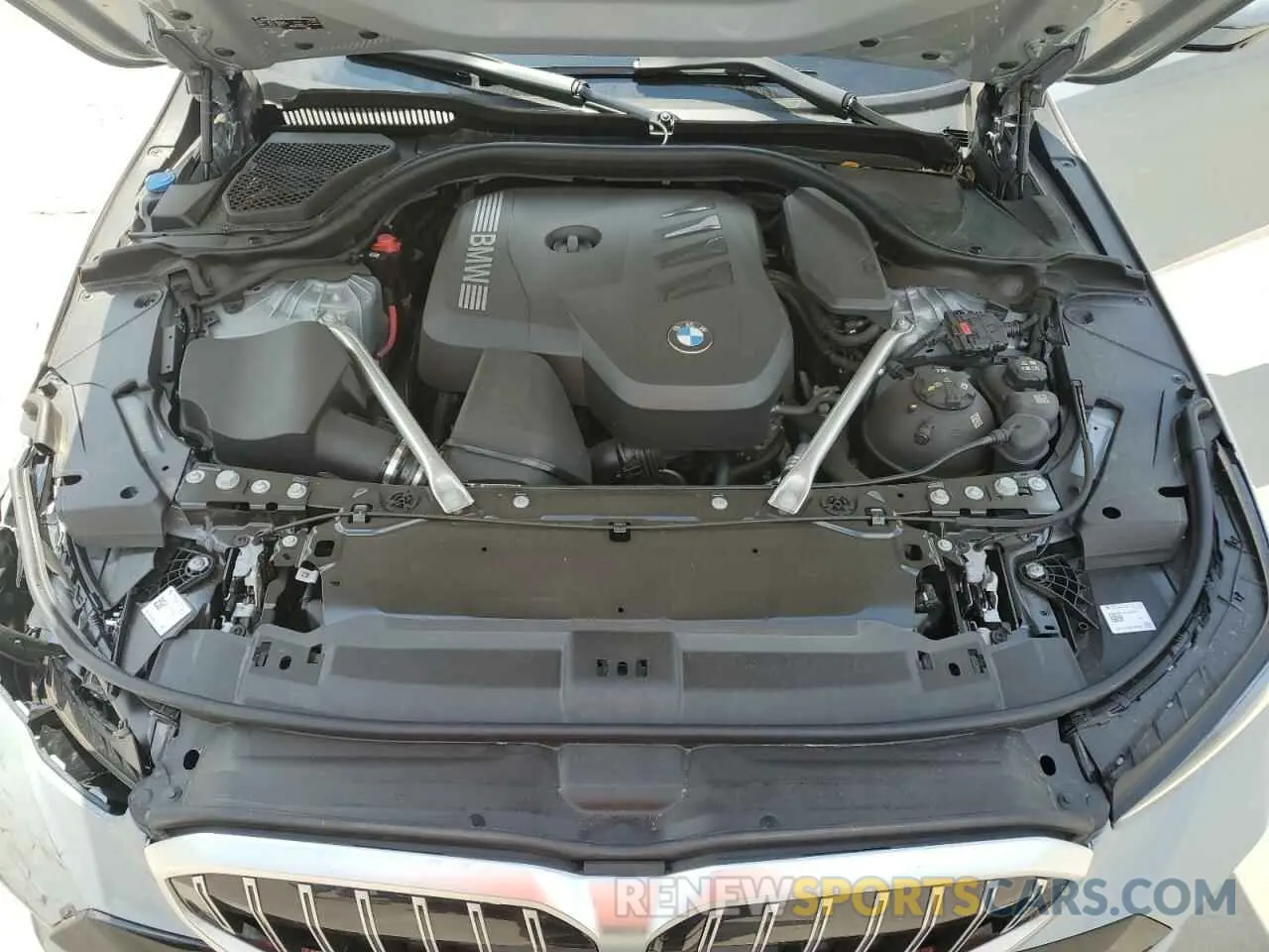 11 fotografías del automóvil dañado WBA43FJ01SCT75551 BMW 5 SERIES 2025