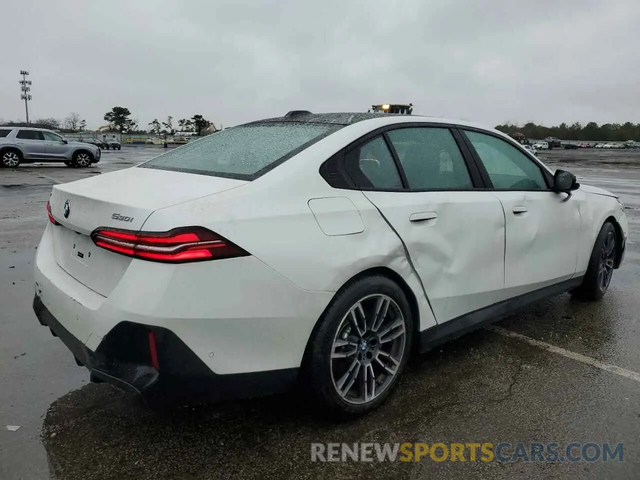 3 fotografías del automóvil dañado WBA53FJ0XSCU12570 BMW 5 SERIES 2025