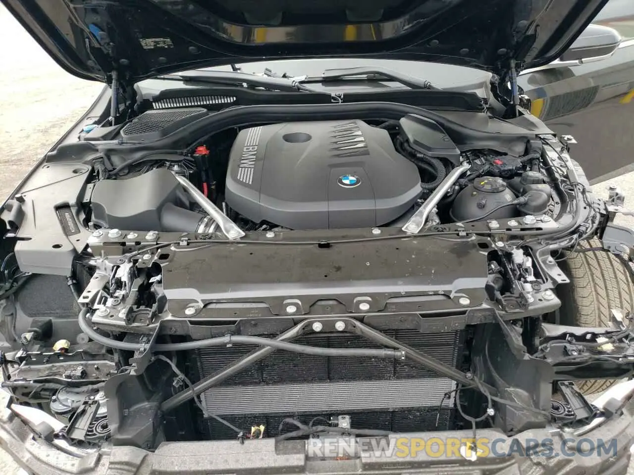 11 fotografías del automóvil dañado WBA63FJ04SCU11533 BMW 5 SERIES 2025