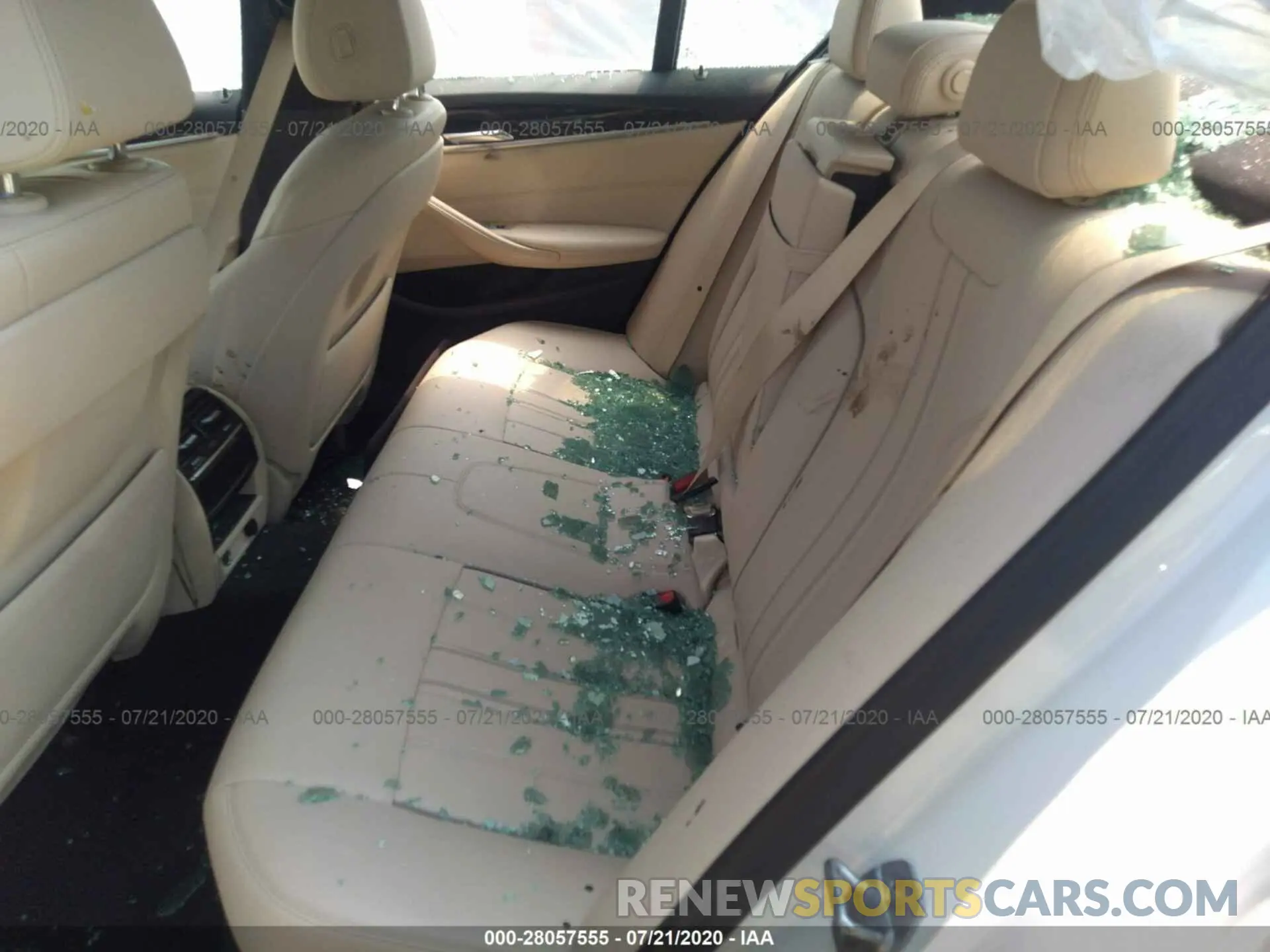 8 fotografías del automóvil dañado WBAJA5C59KWW18758 BMW 530 2019