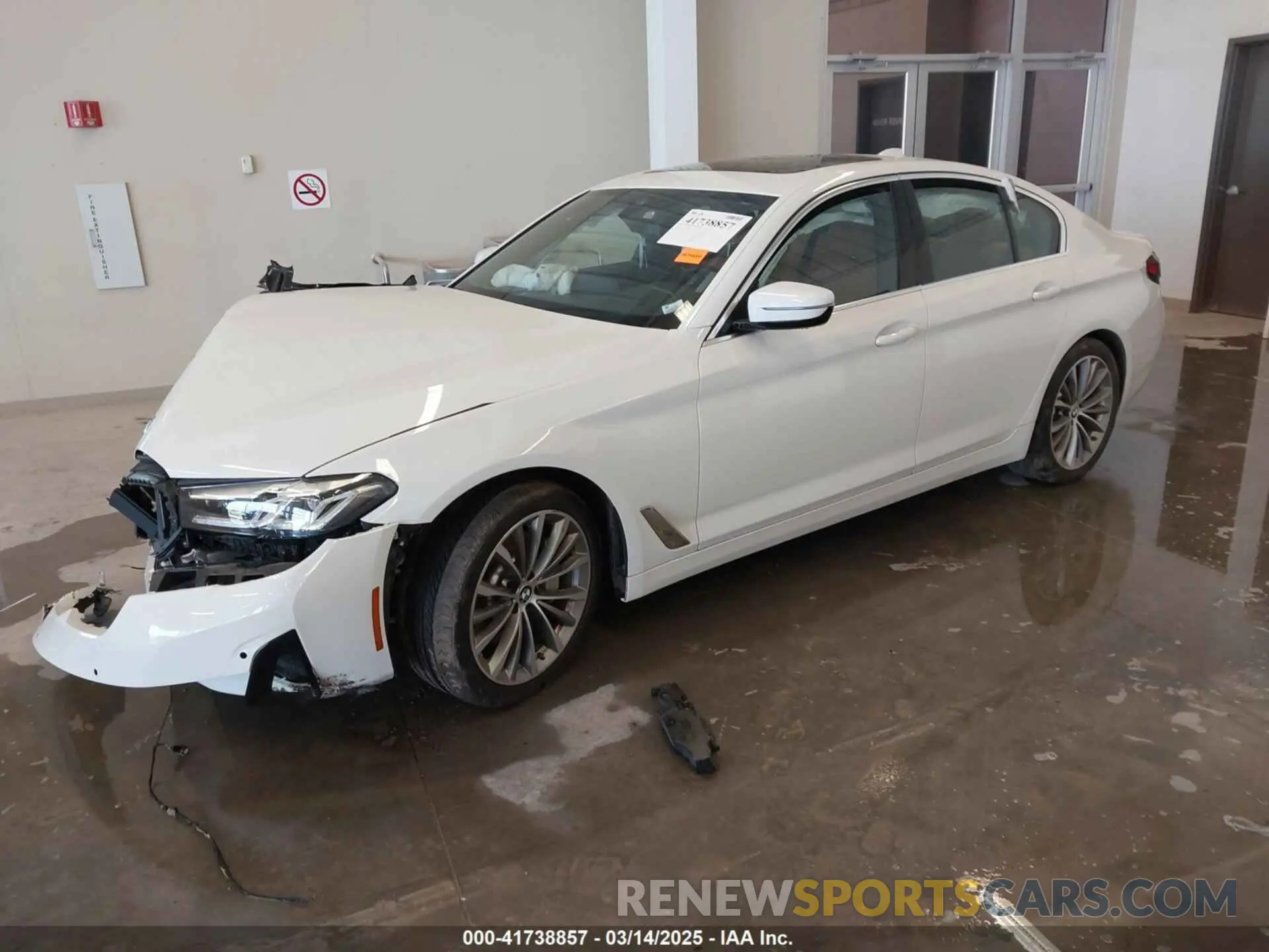 2 fotografías del automóvil dañado WBA13BJ05NWX59007 BMW 530 2022
