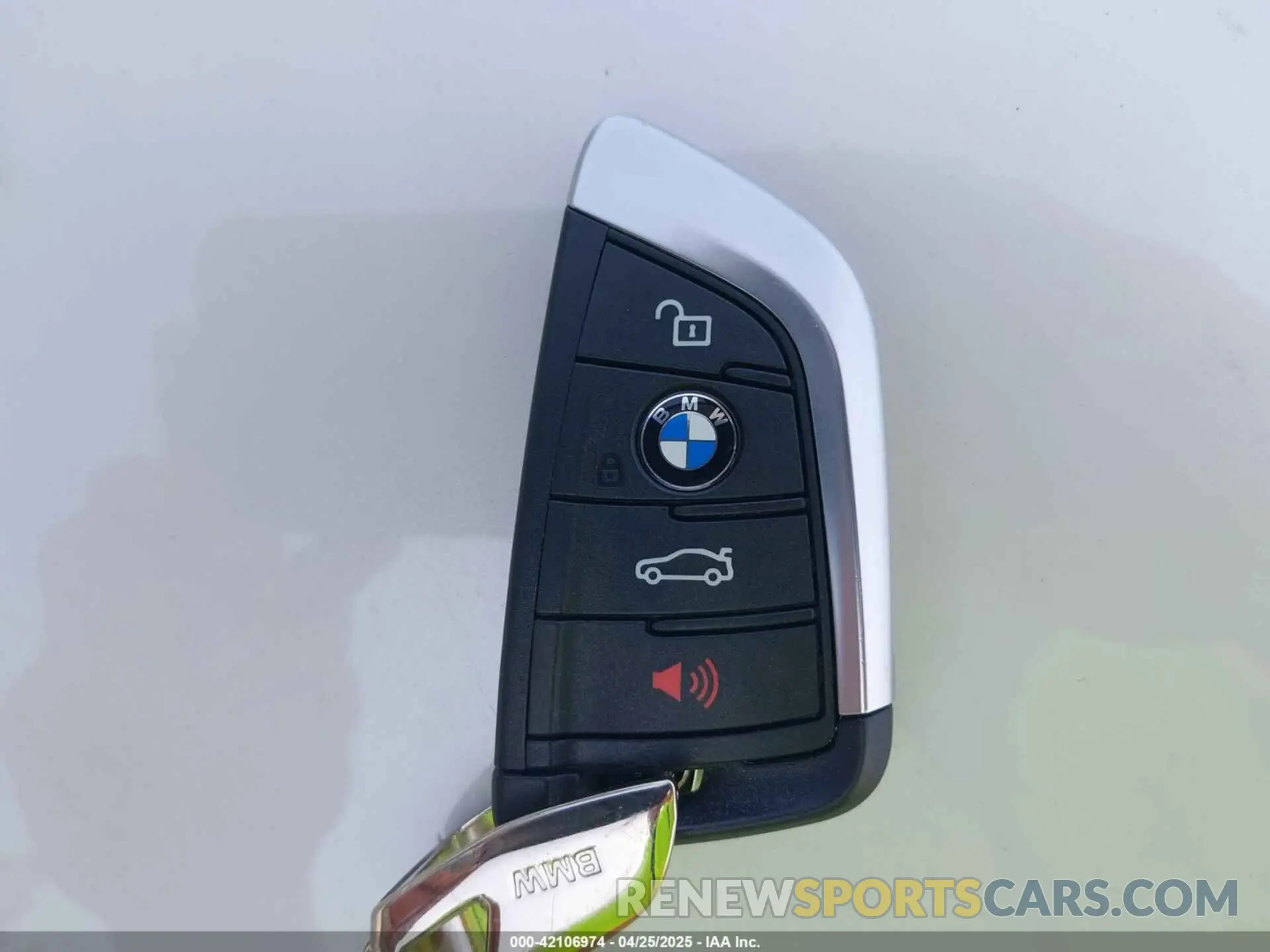 11 fotografías del automóvil dañado WBA13BJ09NWX51234 BMW 530 2022