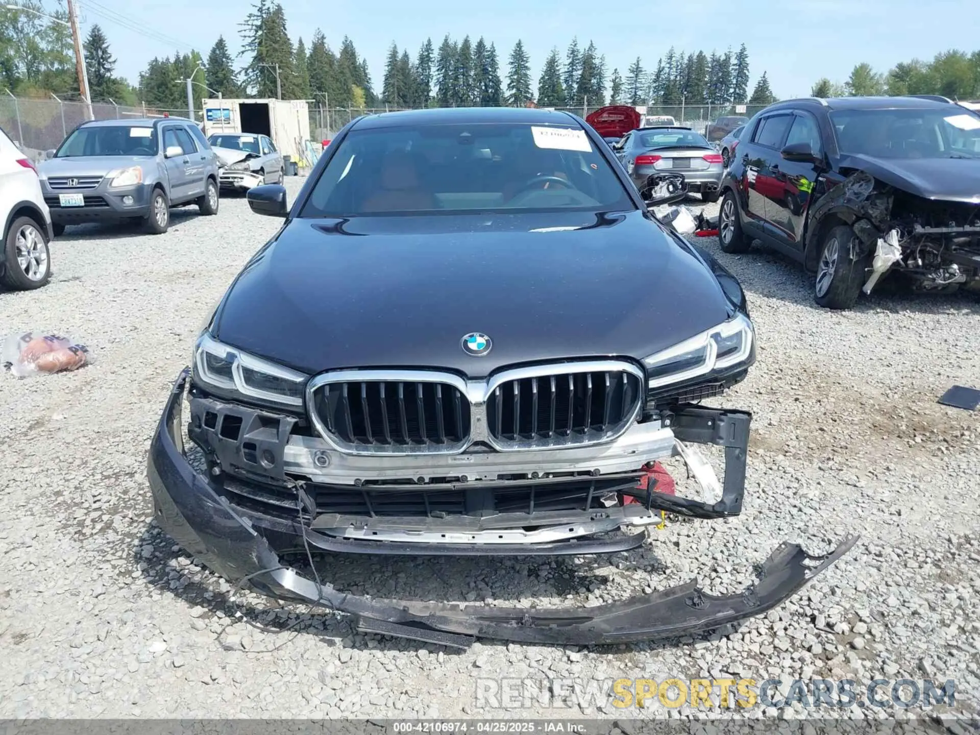 12 fotografías del automóvil dañado WBA13BJ09NWX51234 BMW 530 2022