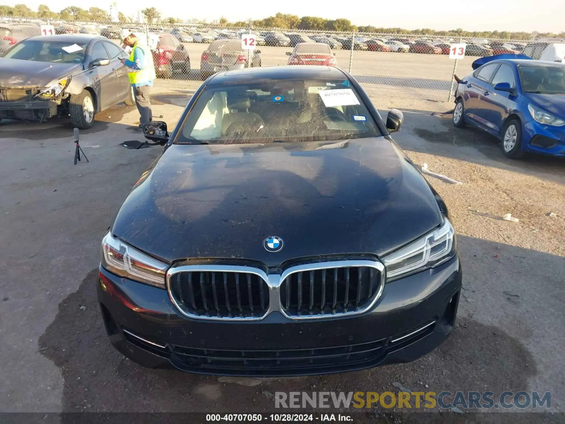 12 fotografías del automóvil dañado WBA53BH01NCH73062 BMW 530 2022