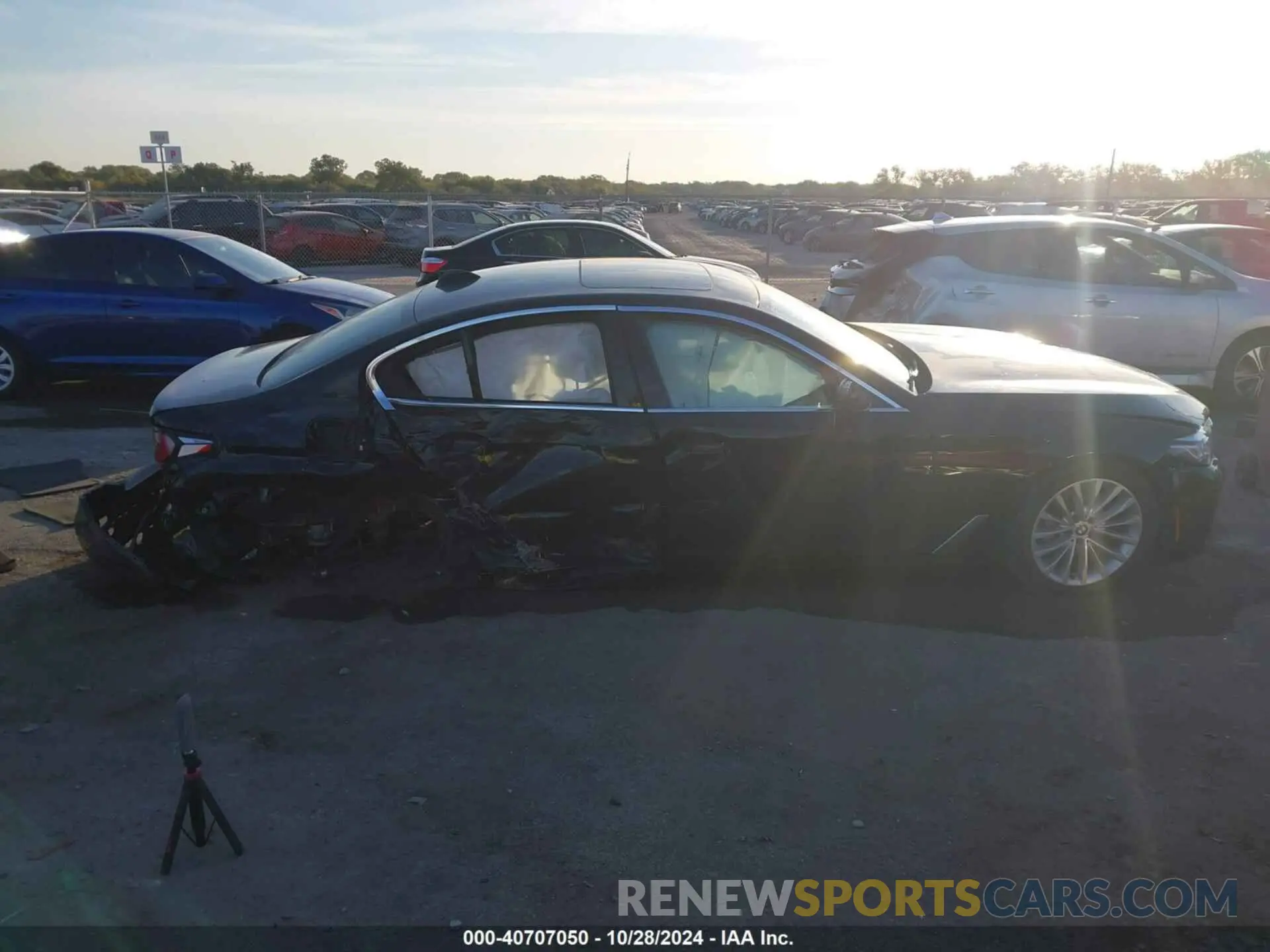 13 fotografías del automóvil dañado WBA53BH01NCH73062 BMW 530 2022