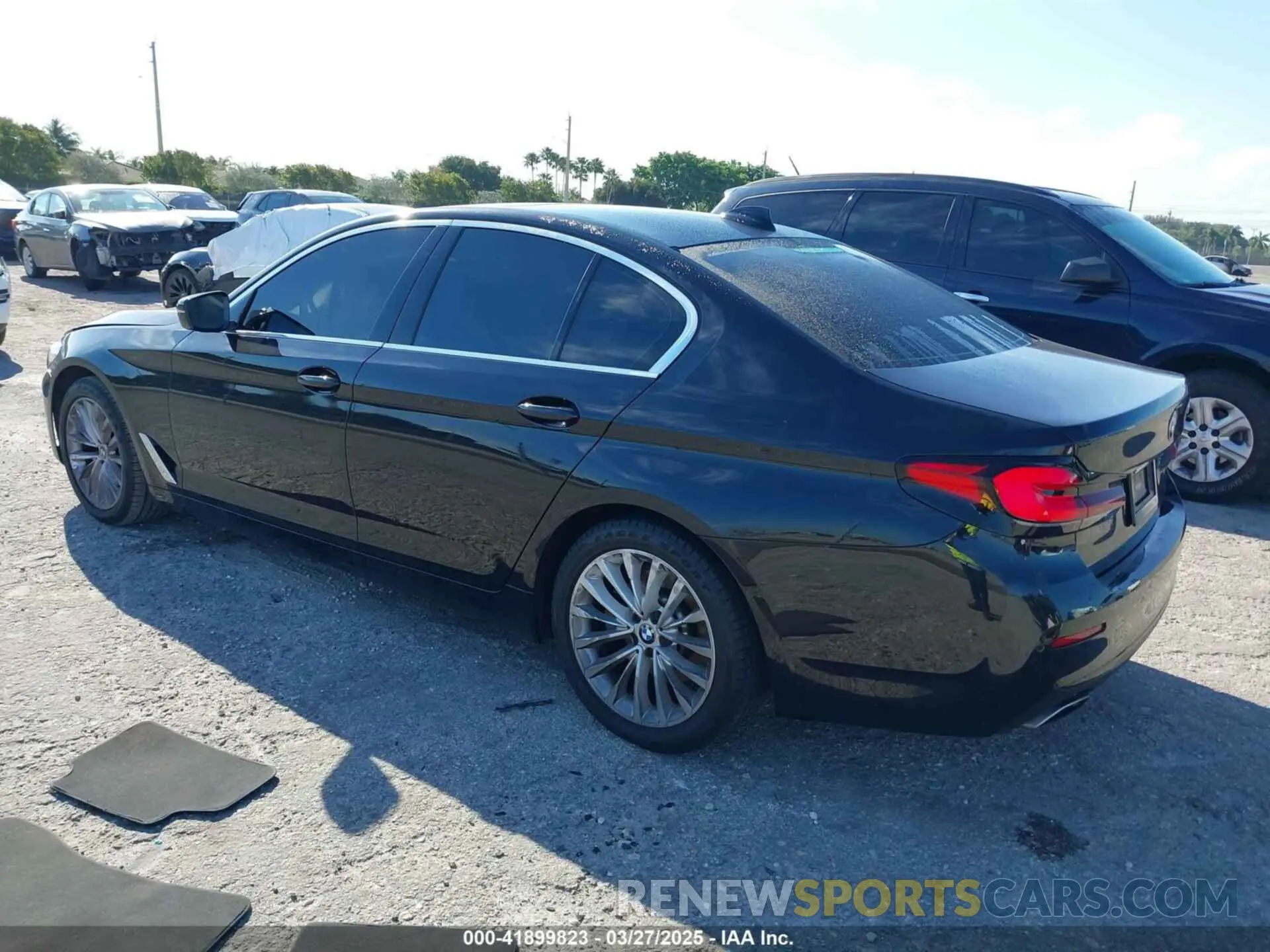 3 fotografías del automóvil dañado WBA53BH04NCK24520 BMW 530 2022