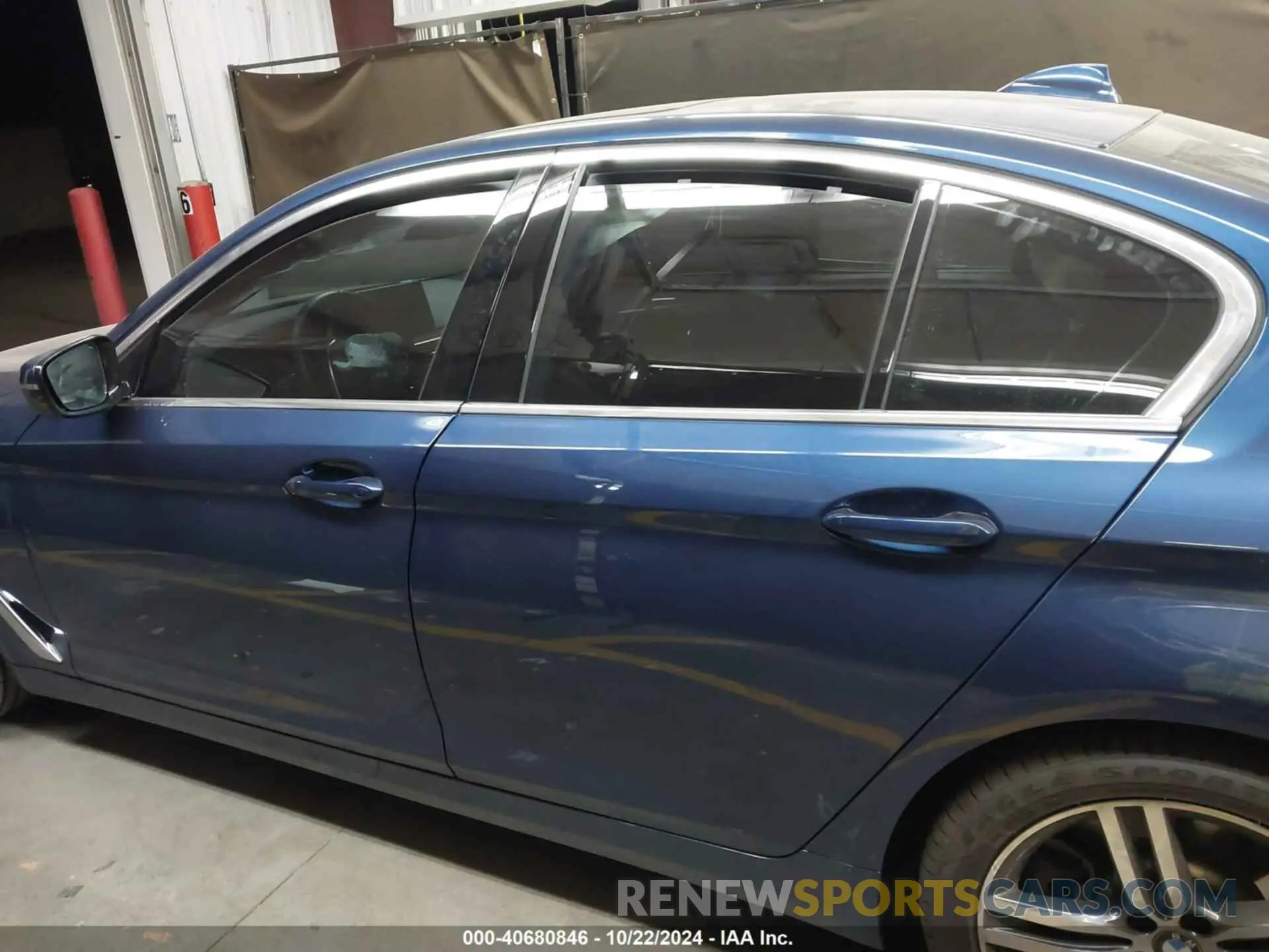 14 fotografías del automóvil dañado WBA53BH07NCJ30888 BMW 530 2022