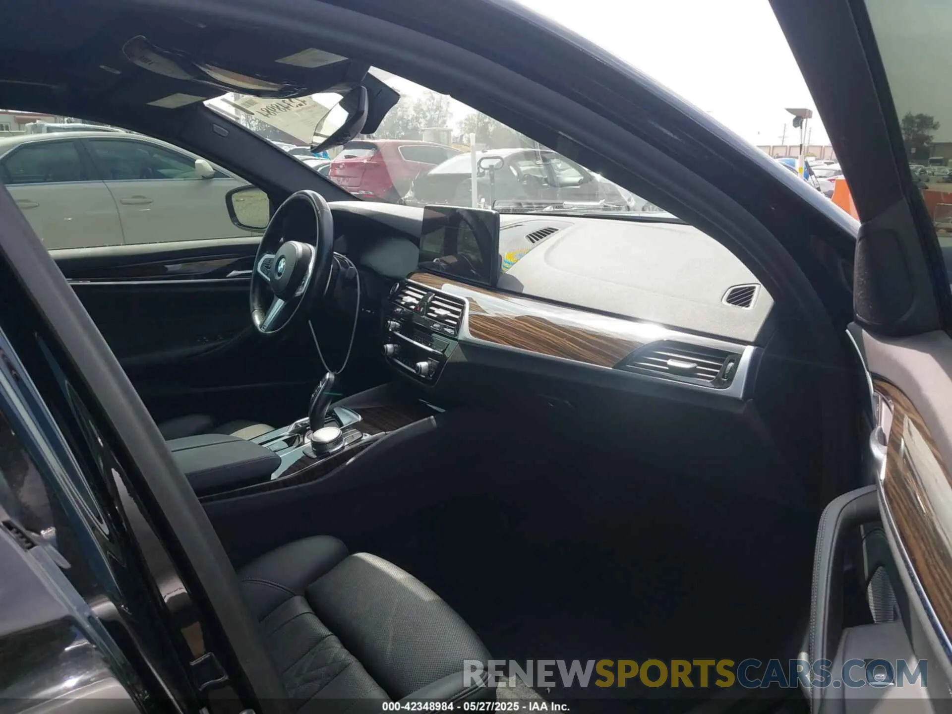 5 fotografías del automóvil dañado WBA53BH07NWX62224 BMW 530 2022