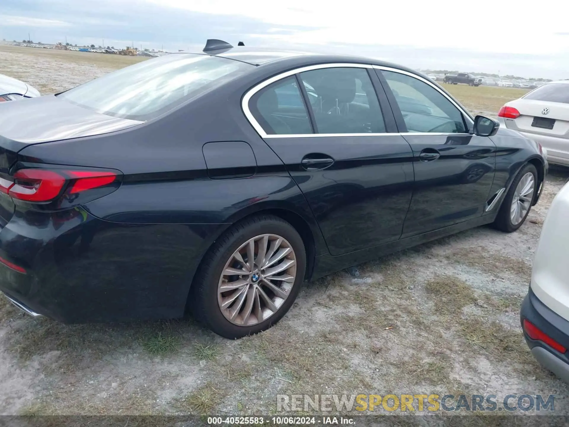 4 fotografías del automóvil dañado WBA53BH09NCJ21397 BMW 530 2022