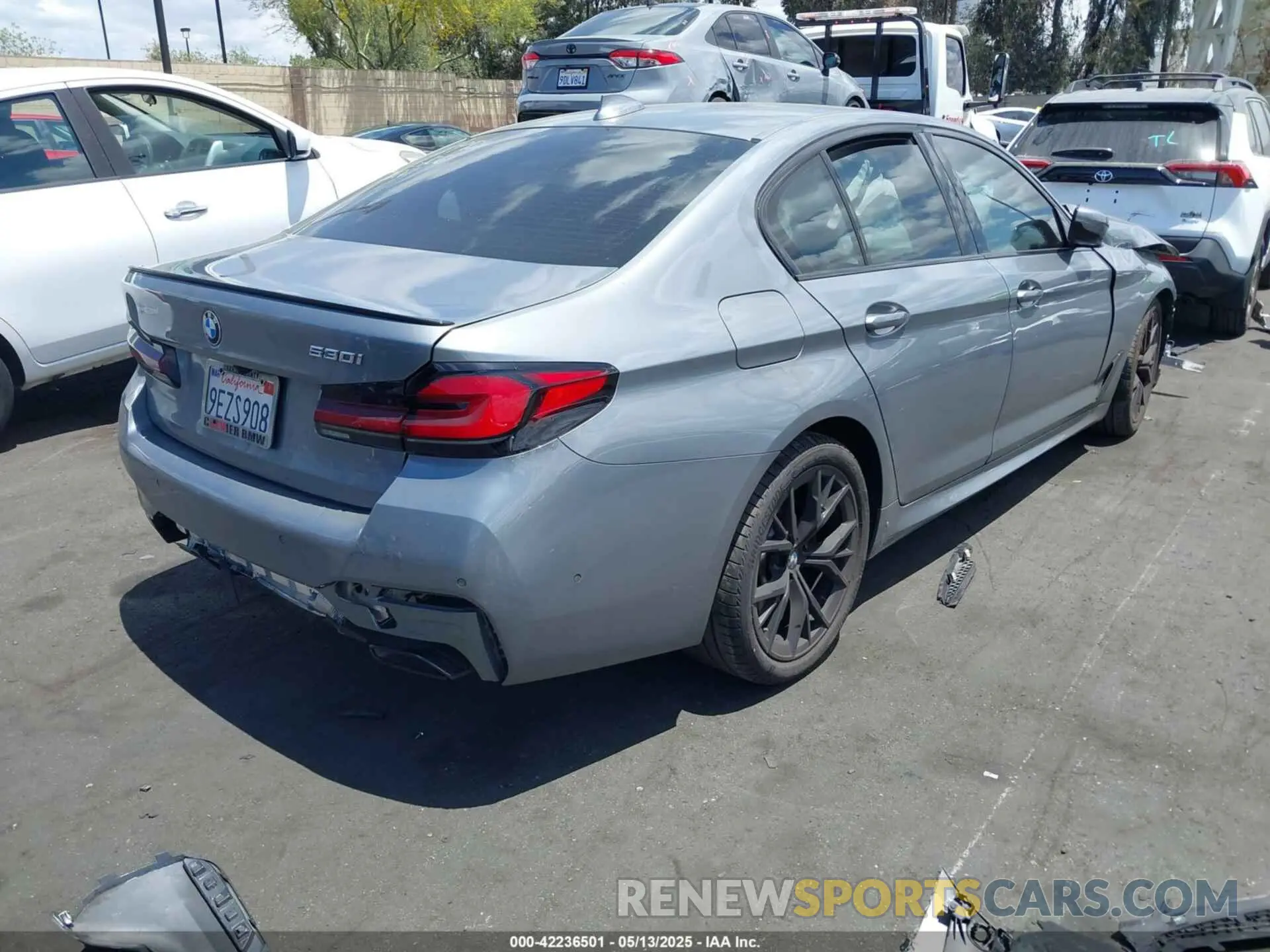 4 fotografías del automóvil dañado WBA53BH03PWY06061 BMW 530 2023