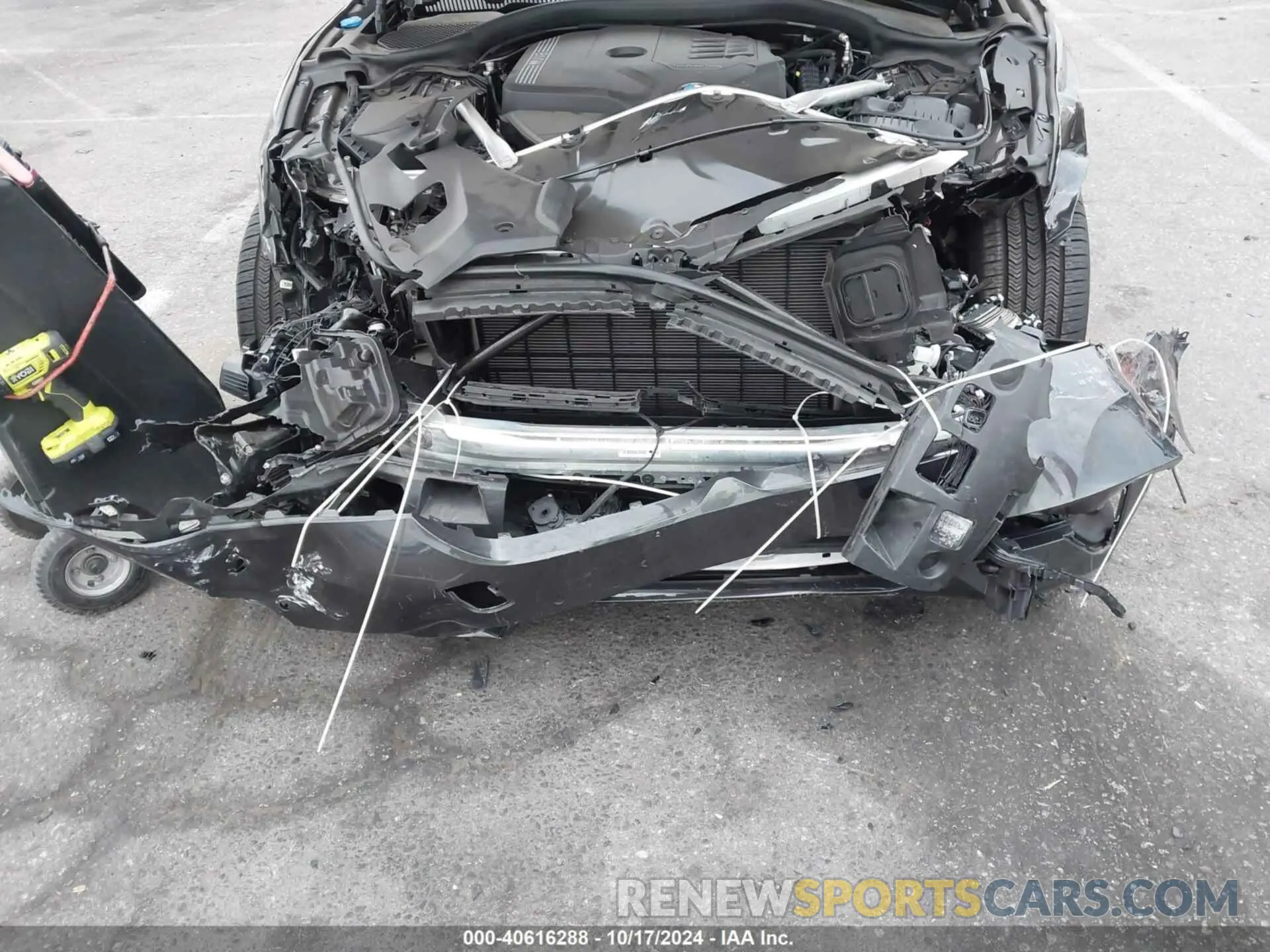 12 fotografías del automóvil dañado WBA53BH05PCN28040 BMW 530 2023