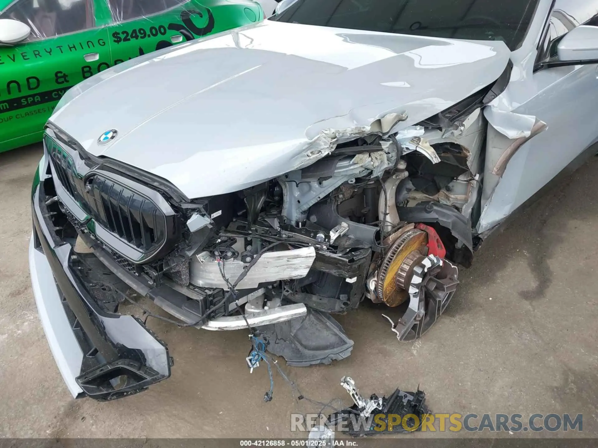 6 fotografías del automóvil dañado WBA43FJ04RCP88915 BMW 530 2024