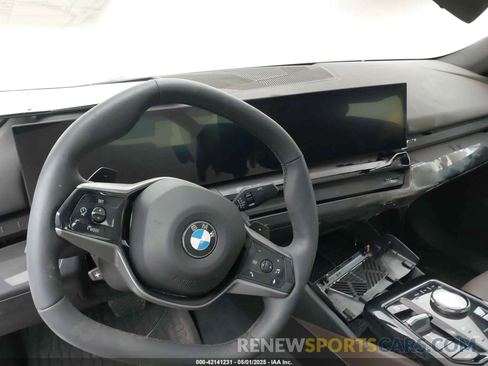 7 fotografías del automóvil dañado WBA53FJ03RCS25603 BMW 530 2024