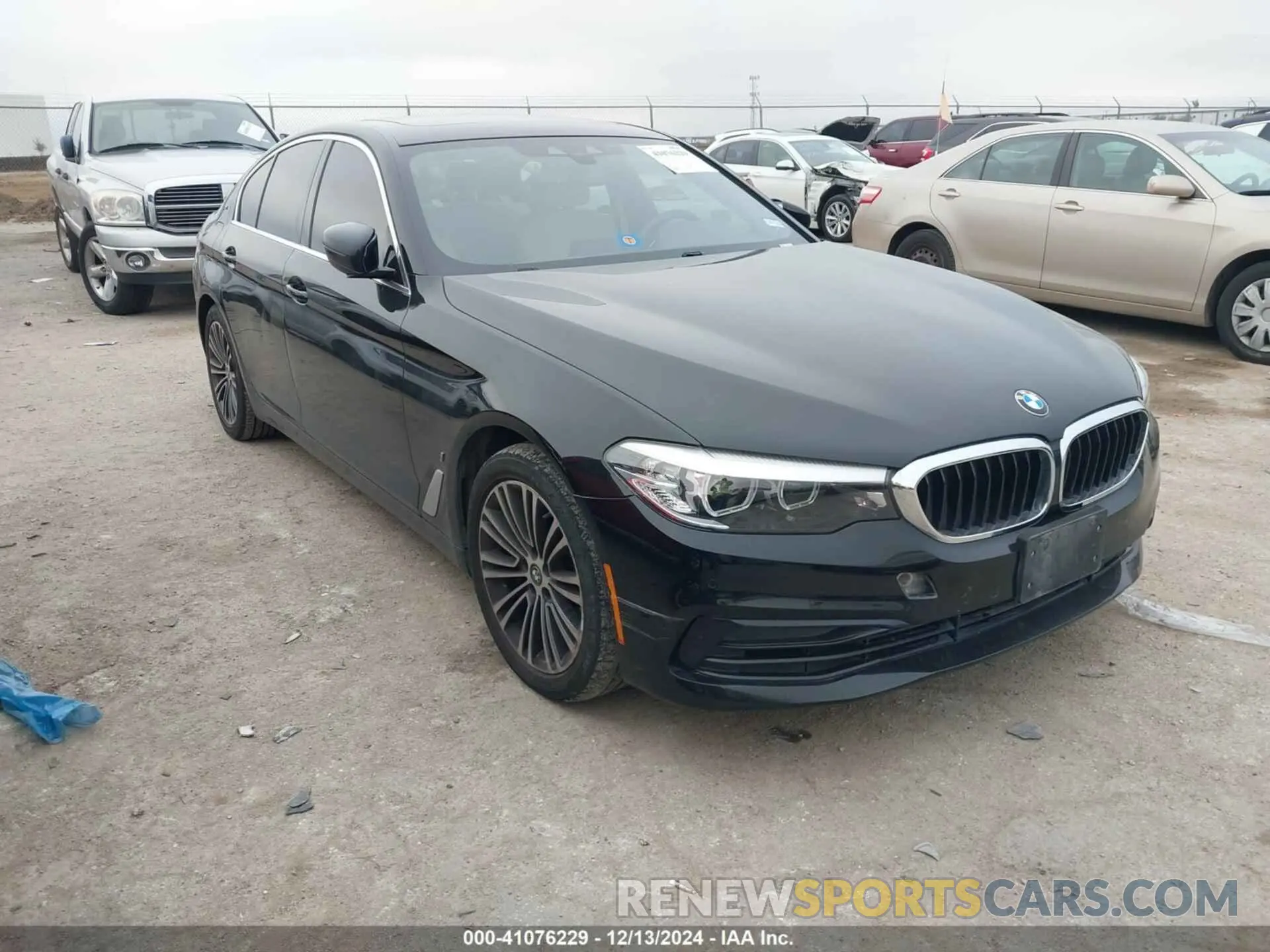 1 fotografías del automóvil dañado WBAJA9C52KB388561 BMW 530E 2019