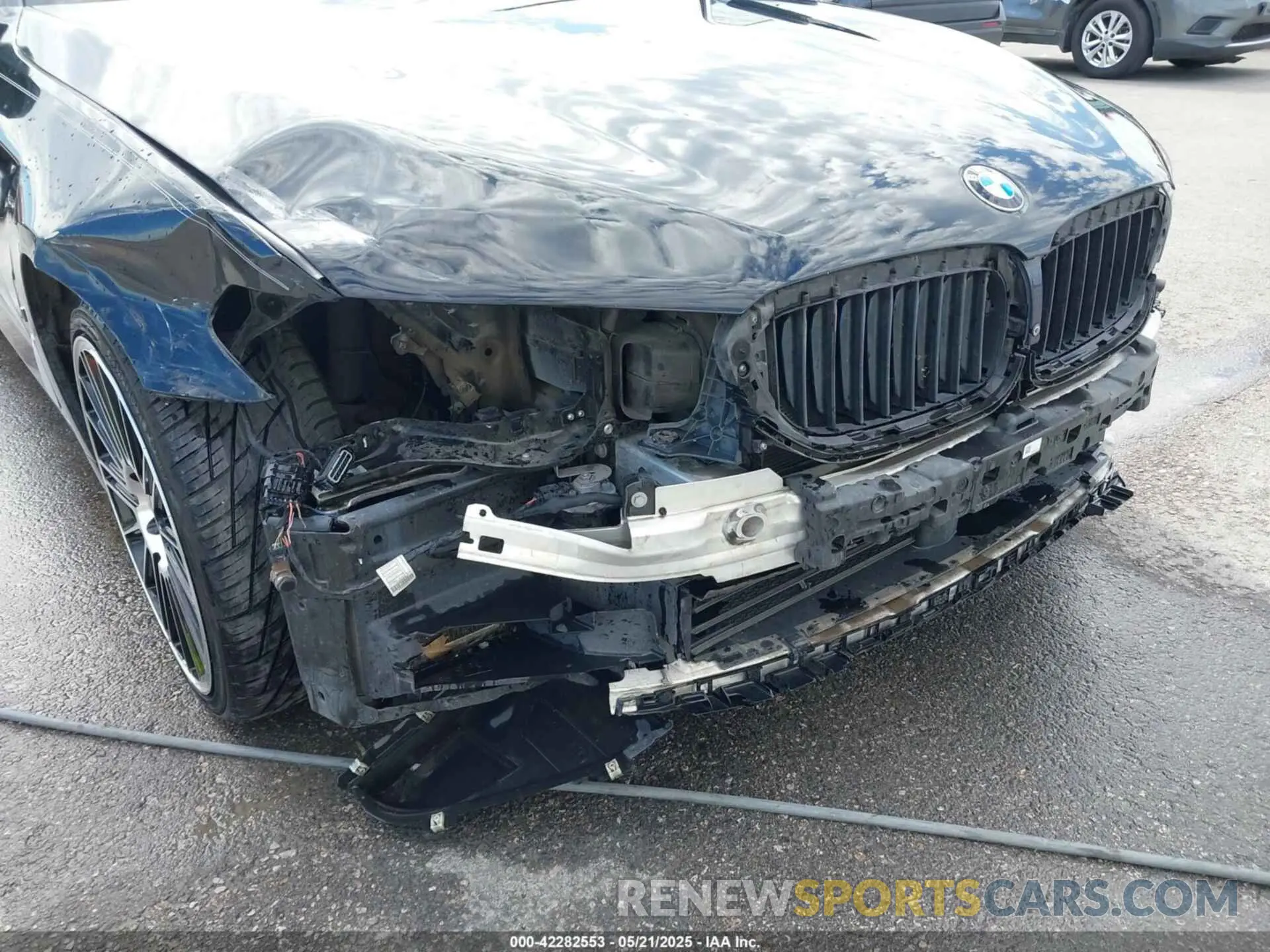 6 fotografías del automóvil dañado WBAJA9C54KB253646 BMW 530E 2019