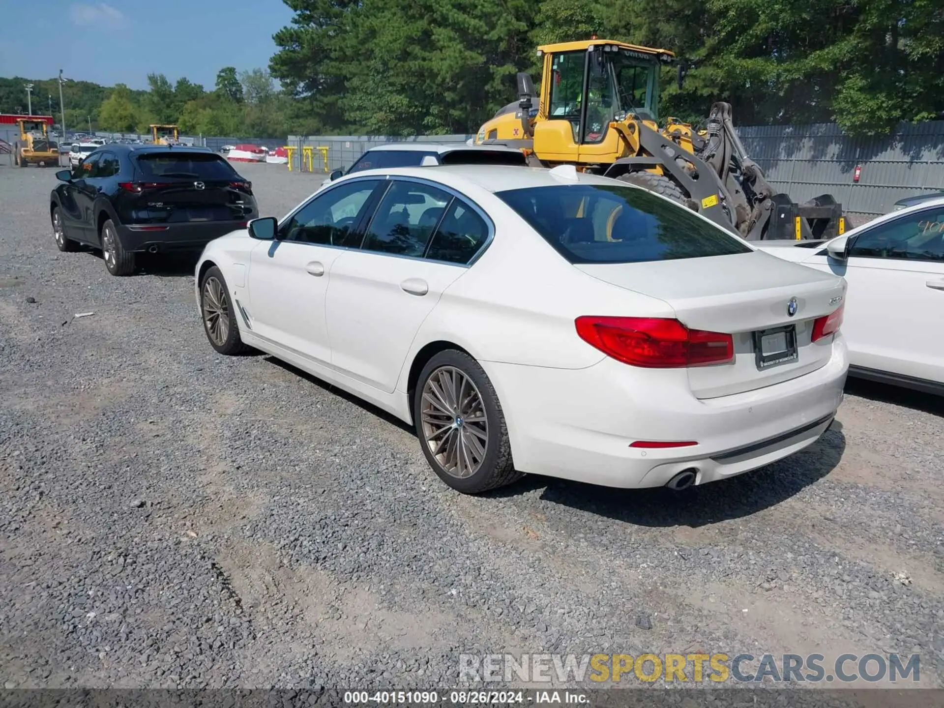 3 fotografías del automóvil dañado WBAJA9C56KB388840 BMW 530E 2019