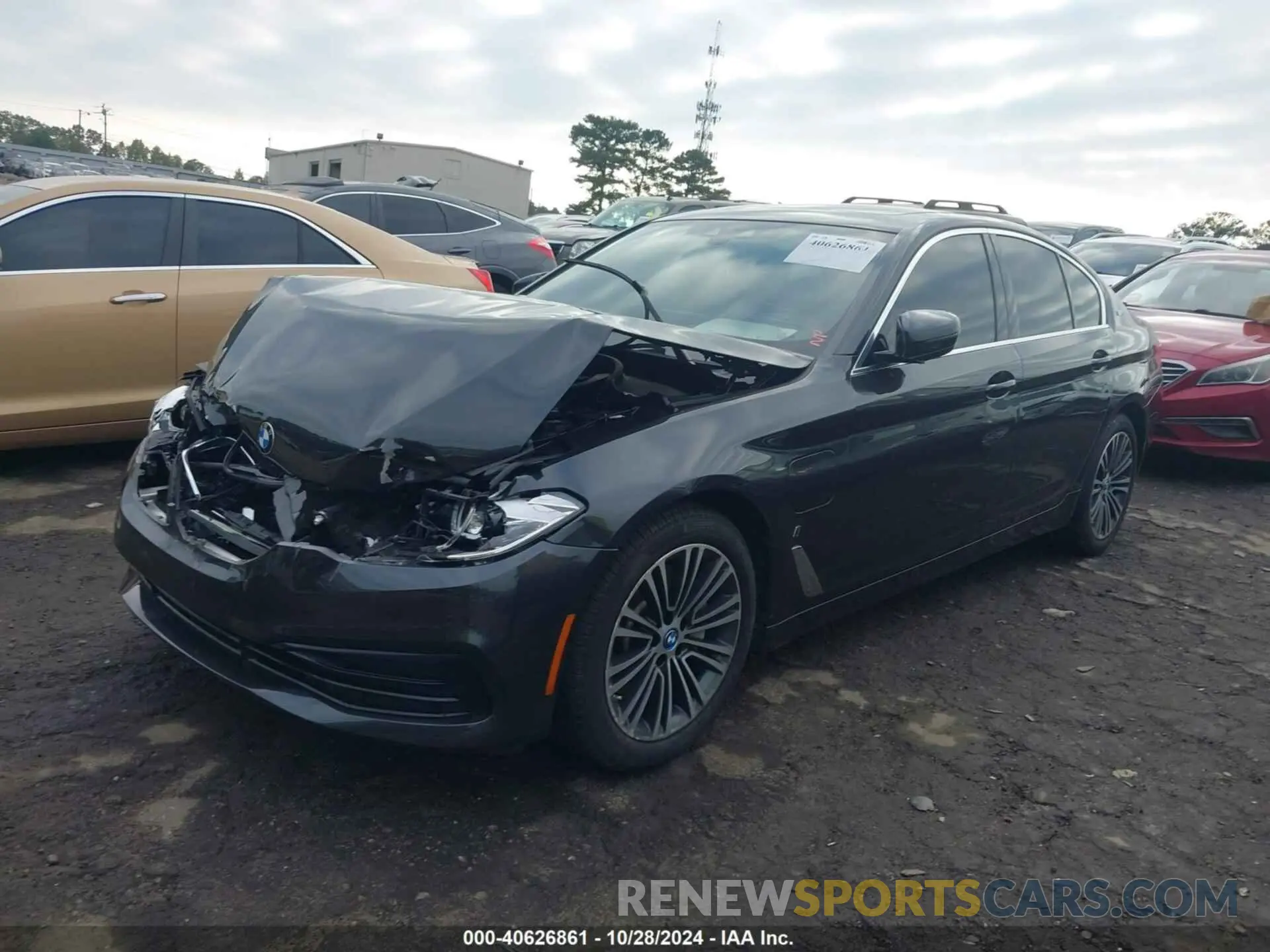 2 fotografías del automóvil dañado WBAJA9C59KB254517 BMW 530E 2019