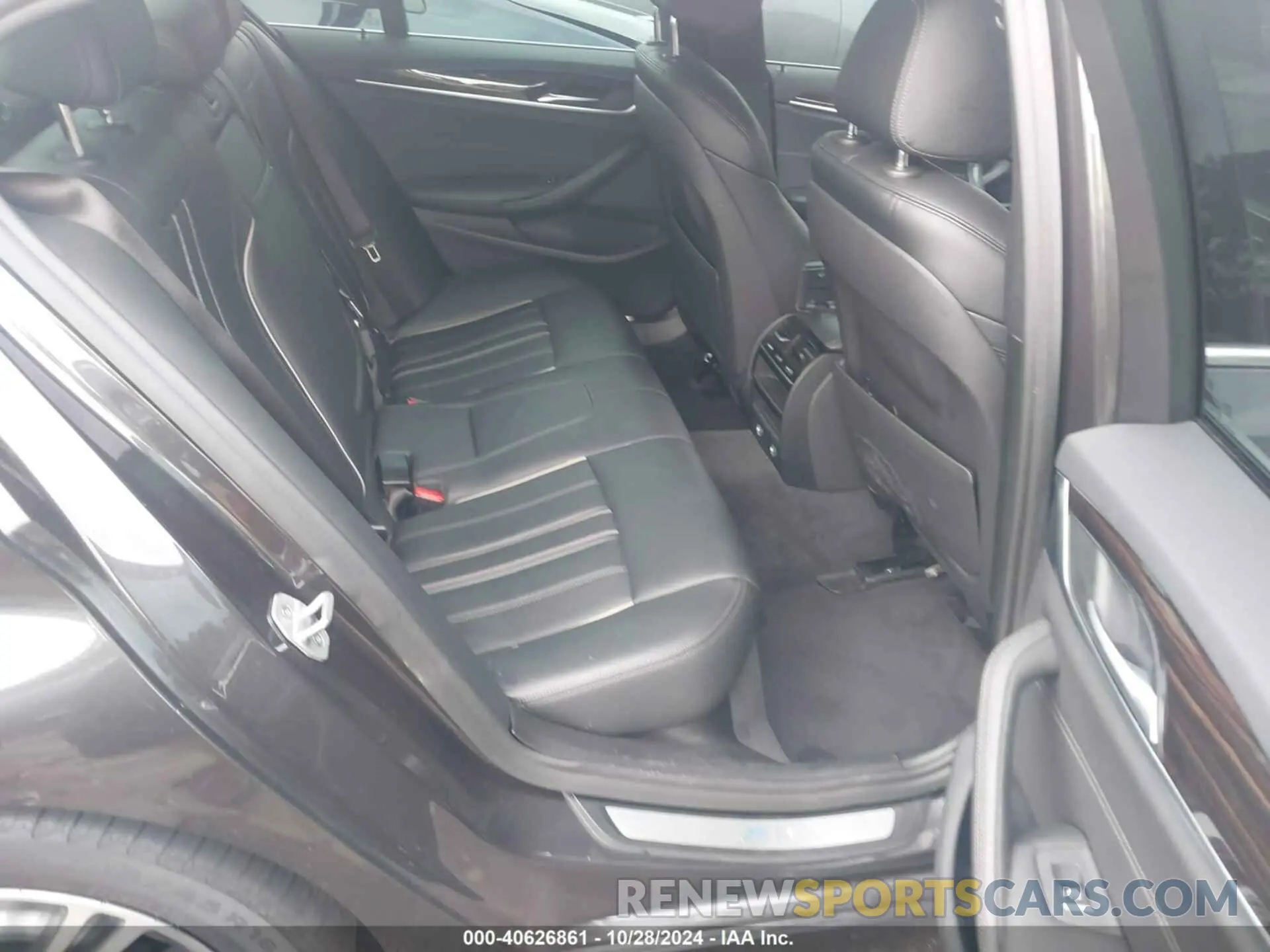 8 fotografías del automóvil dañado WBAJA9C59KB254517 BMW 530E 2019