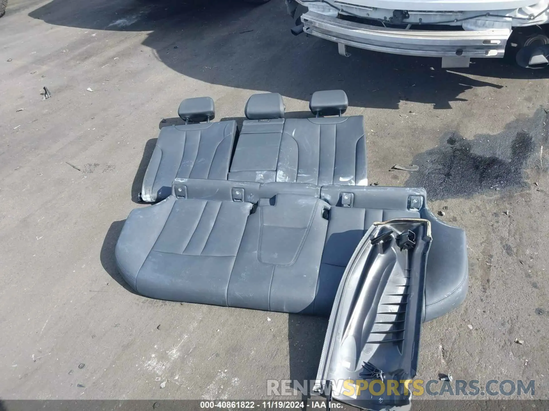 12 fotografías del automóvil dañado WBAJA9C5XKB389649 BMW 530E 2019