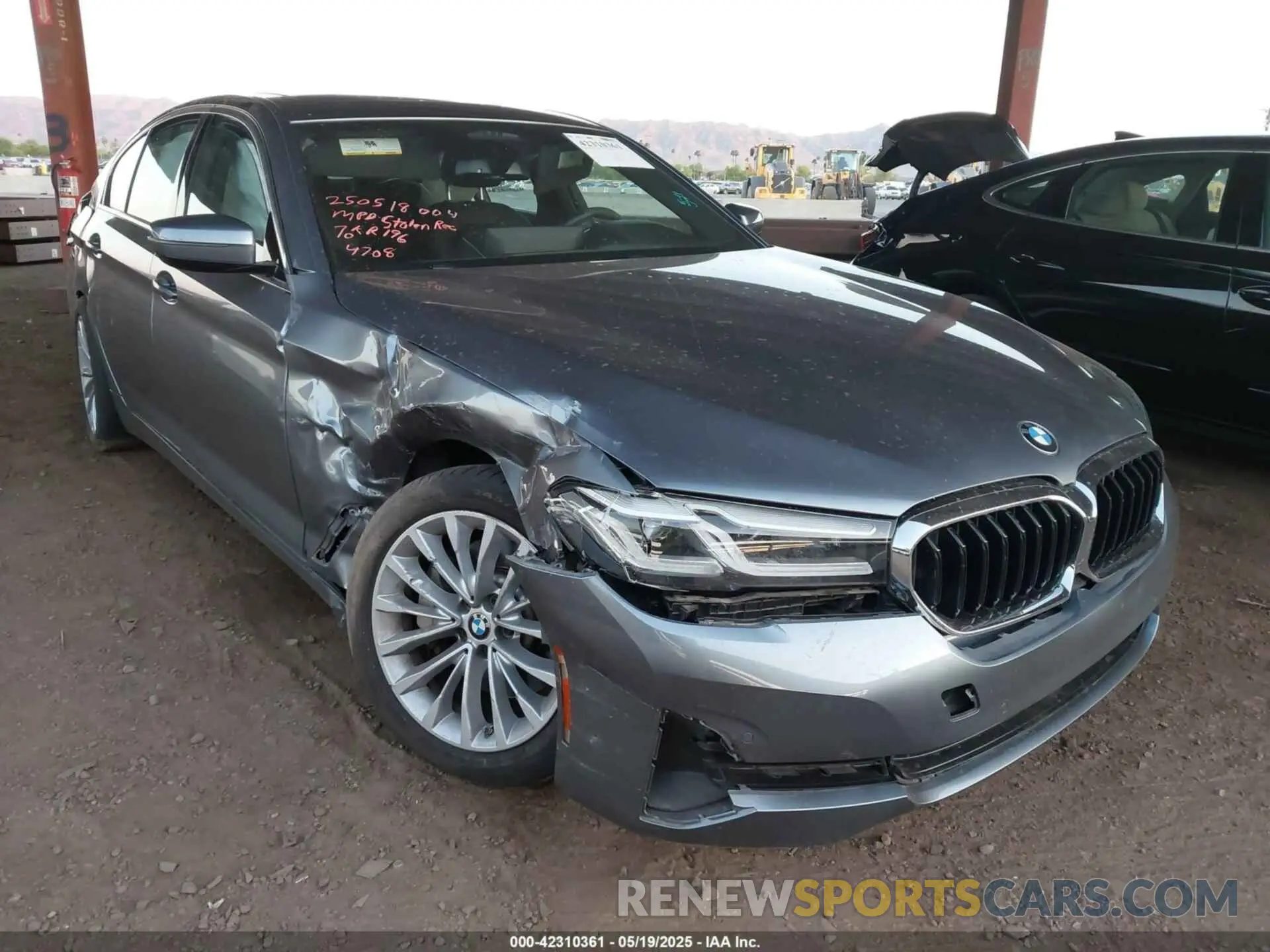 1 fotografías del automóvil dañado WBA13AG03MCG69374 BMW 530E 2021