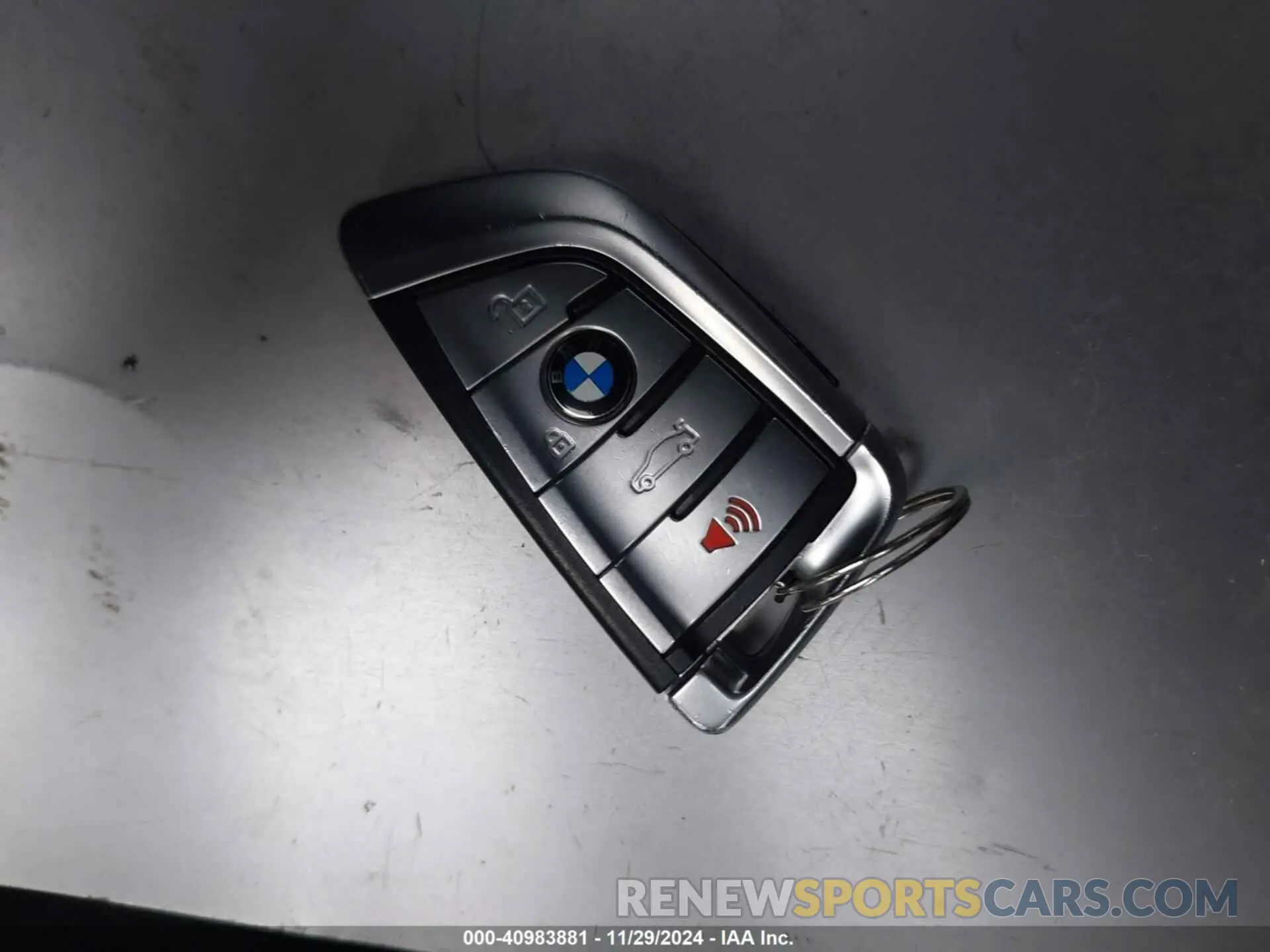 11 fotografías del automóvil dañado WBA13AG0XNCK61601 BMW 530E 2022