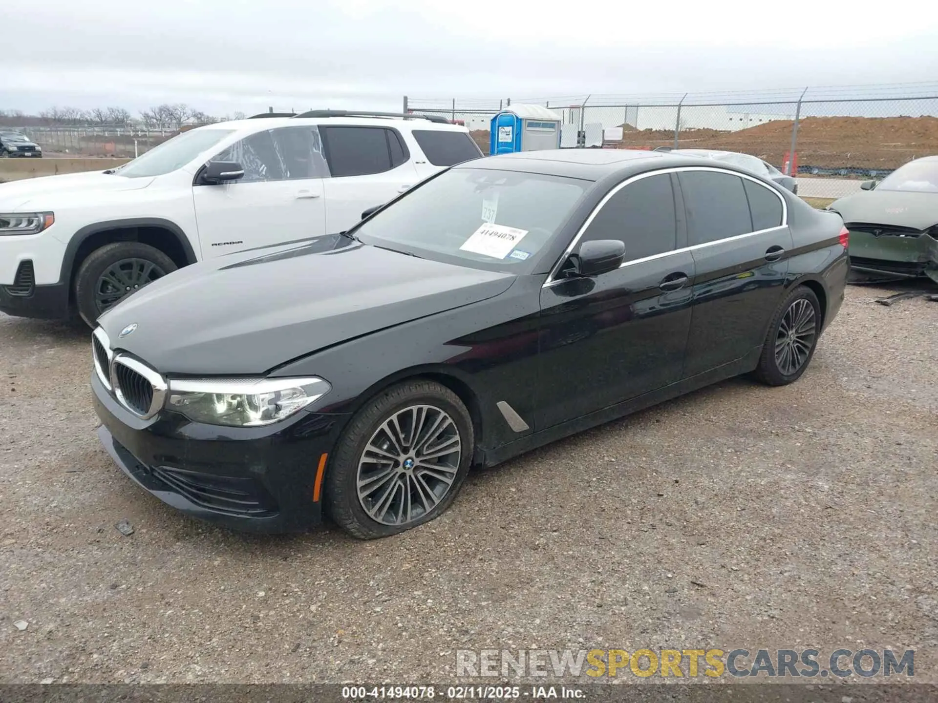 2 fotografías del automóvil dañado WBAJA5C52KWW06869 BMW 530I 2019