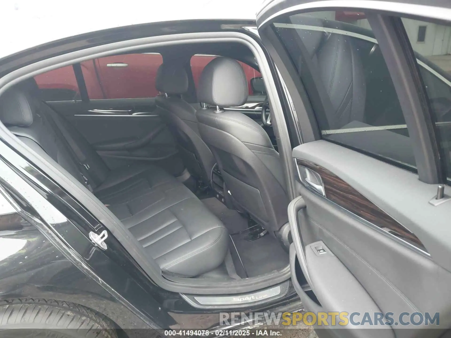 8 fotografías del automóvil dañado WBAJA5C52KWW06869 BMW 530I 2019