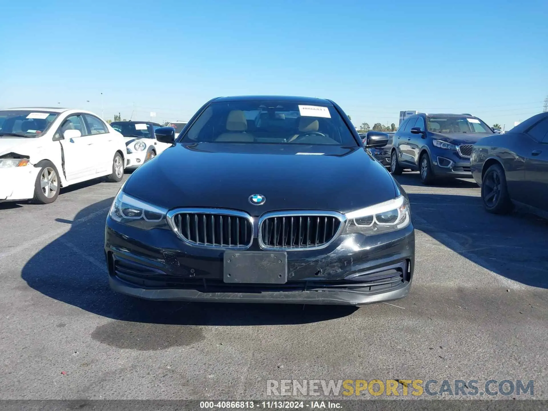 12 fotografías del automóvil dañado WBAJA5C53KBX86922 BMW 530I 2019