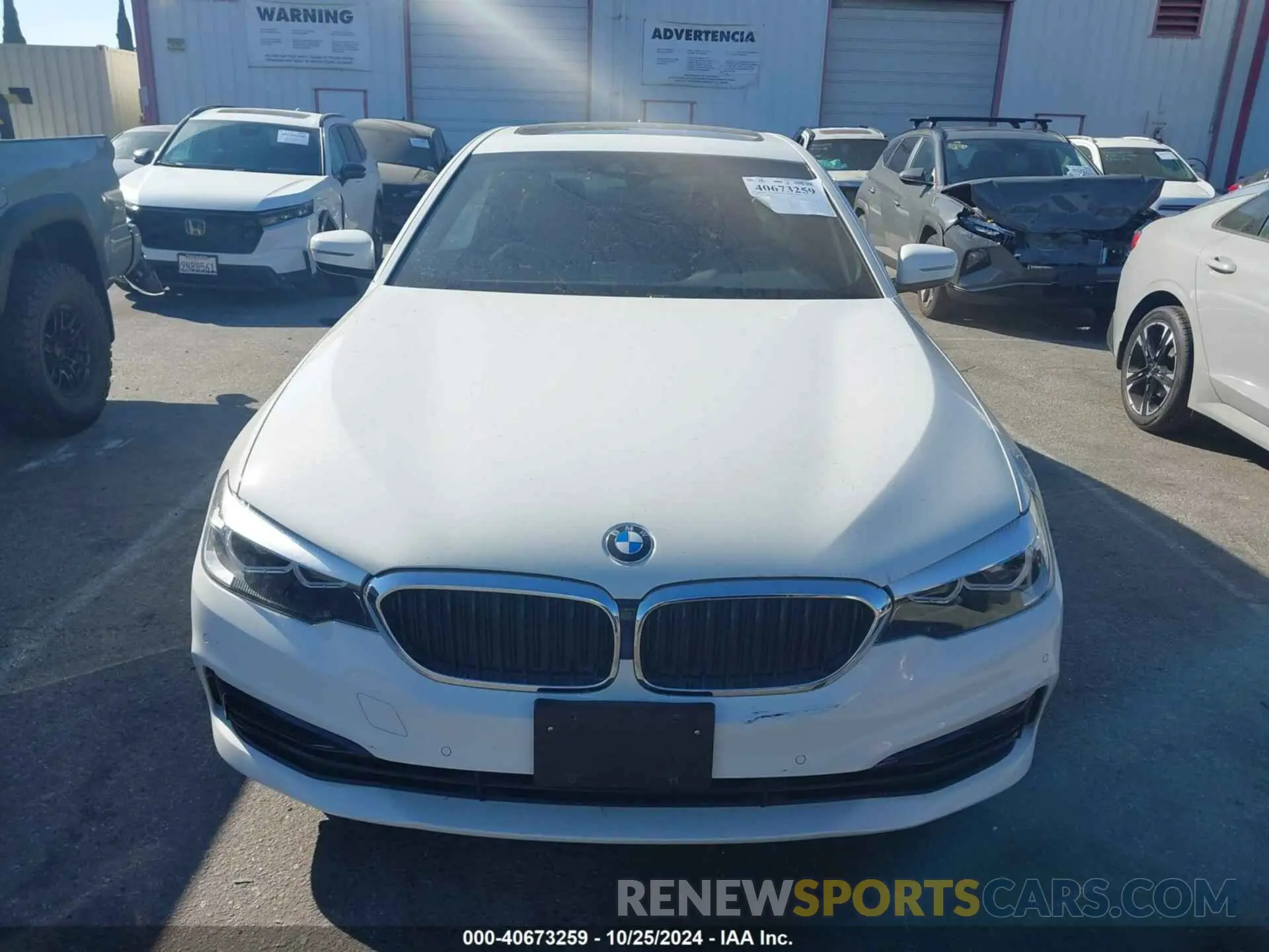 11 fotografías del automóvil dañado WBAJA5C53KBX87360 BMW 530I 2019