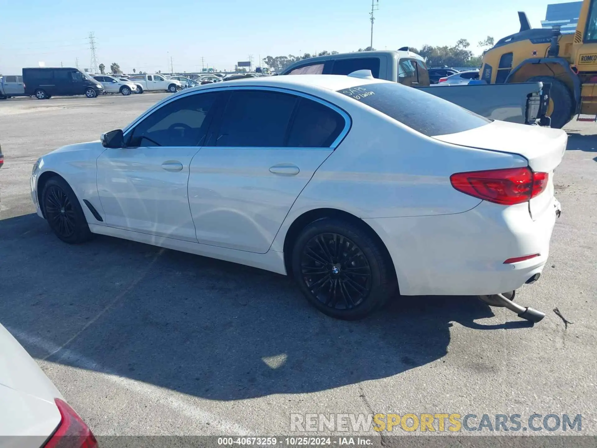13 fotografías del automóvil dañado WBAJA5C53KBX87360 BMW 530I 2019