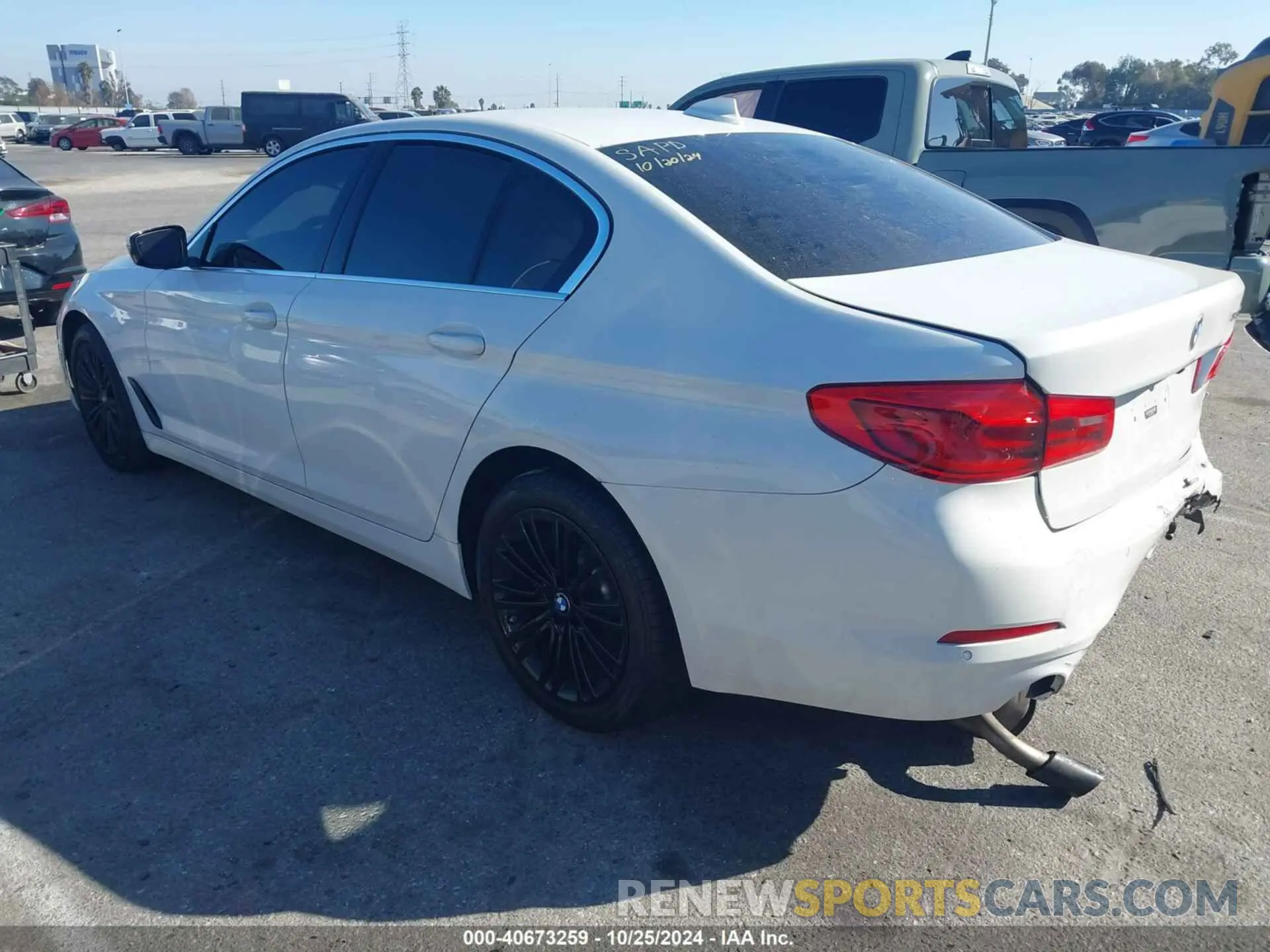 3 fotografías del automóvil dañado WBAJA5C53KBX87360 BMW 530I 2019